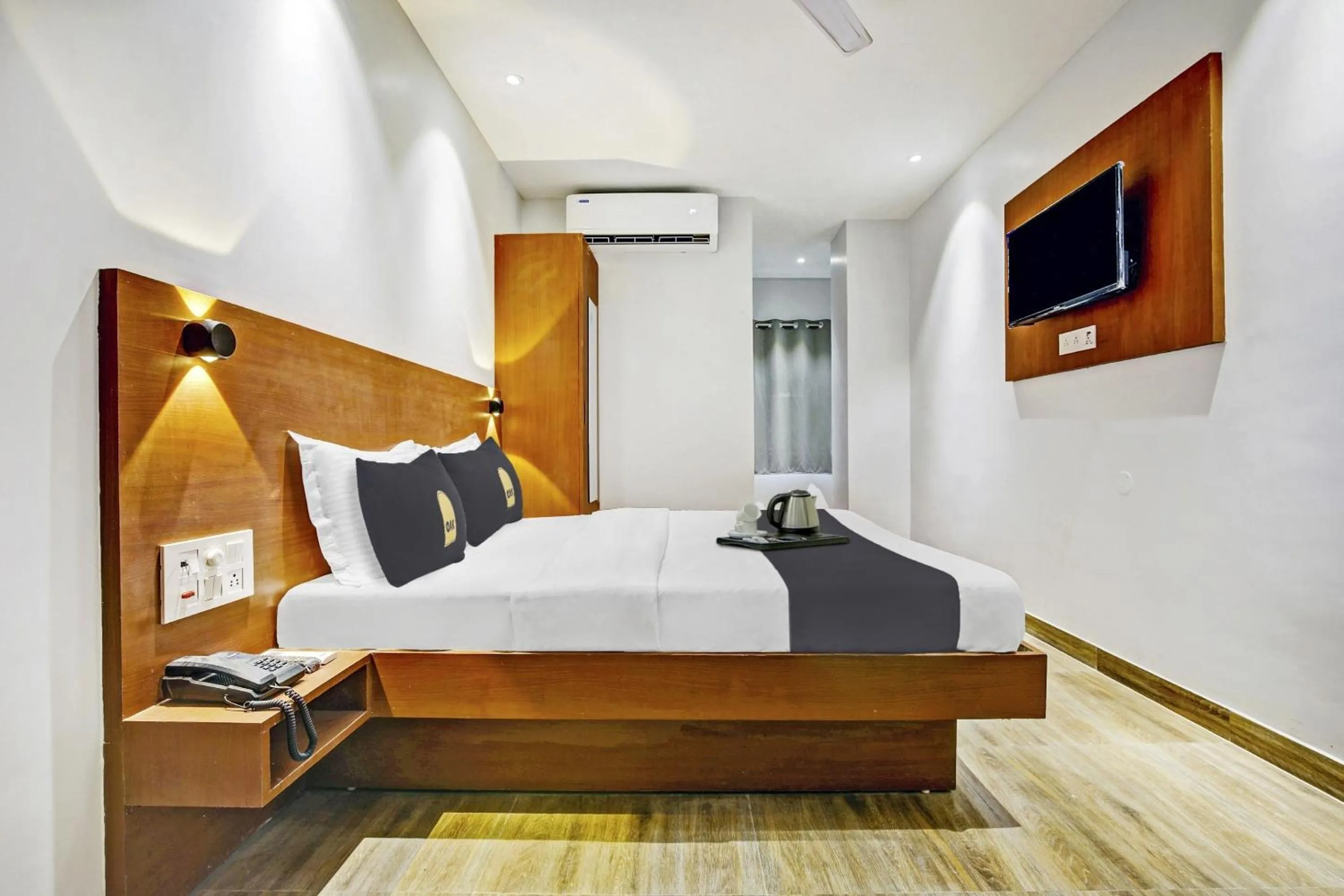 Bedroom, Bed in Townhouse OAK Hi-City