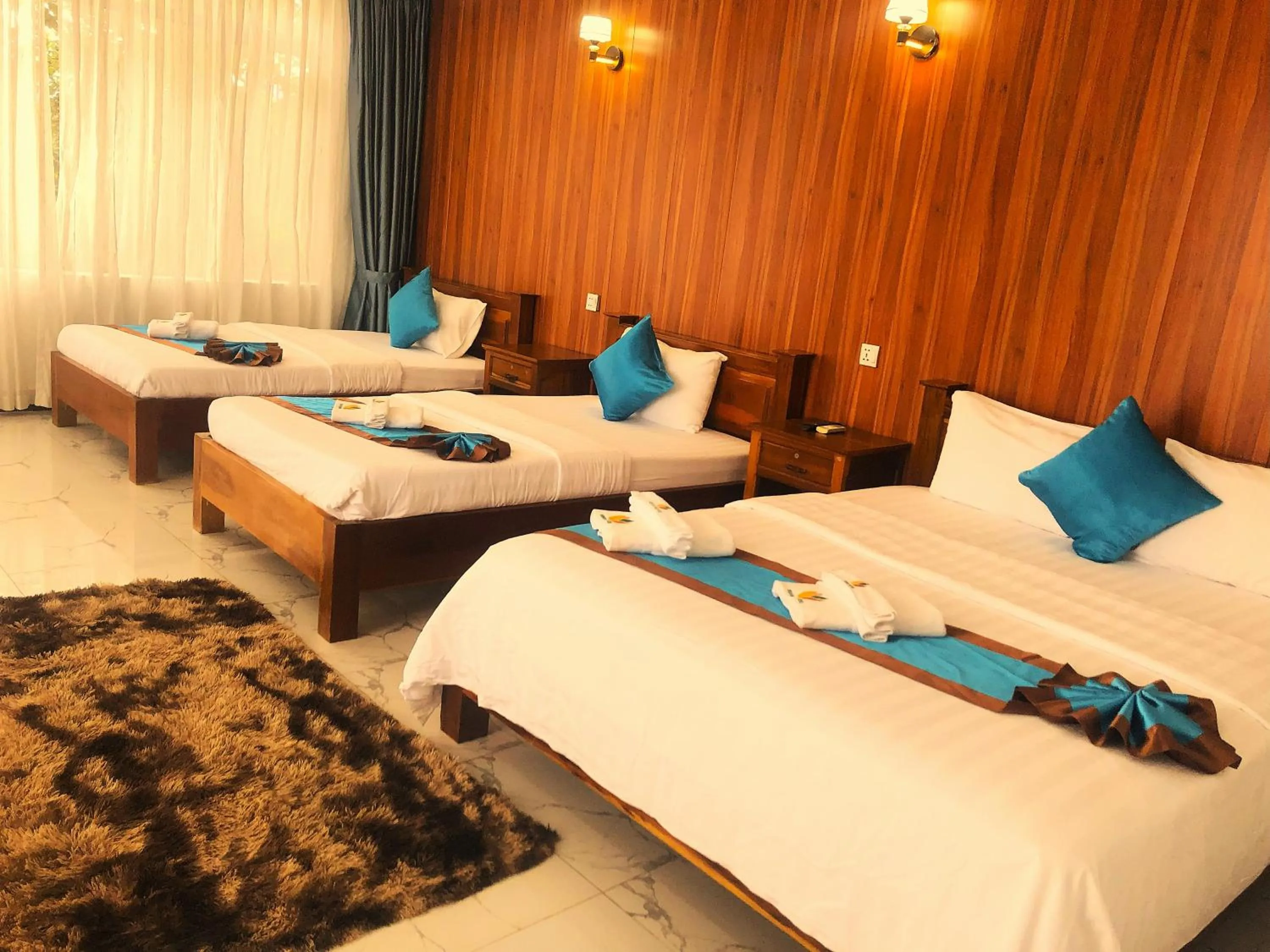 Bedroom, Bed in Kampot Sunny Hotel