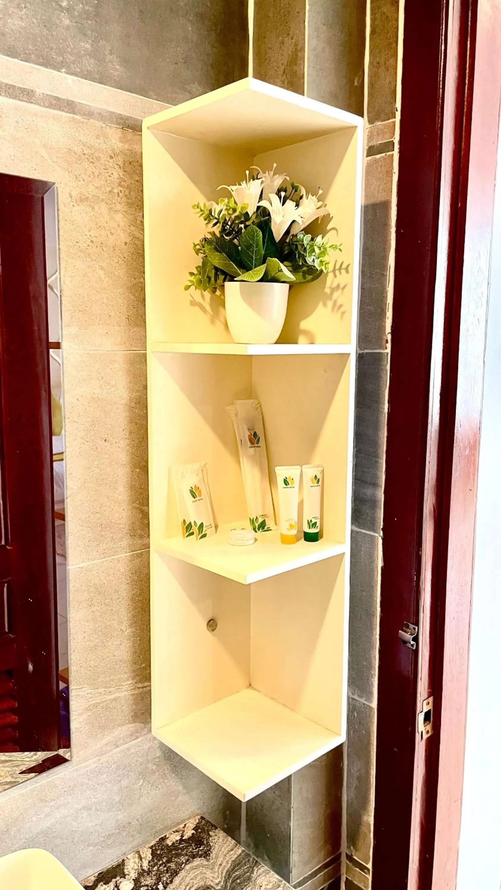 Bathroom in Kampot Sunny Hotel