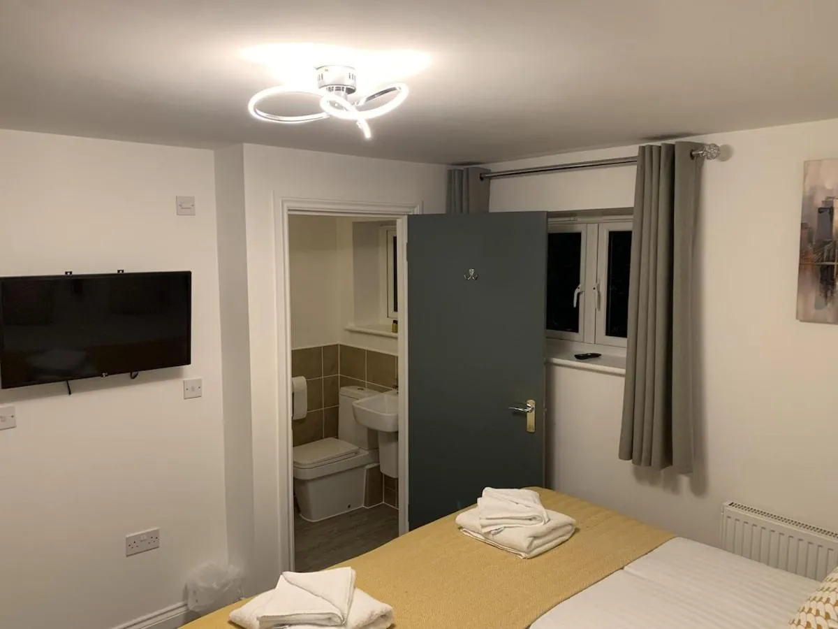 Other, Bed in Harmony Court Luxury 2 bed apartment