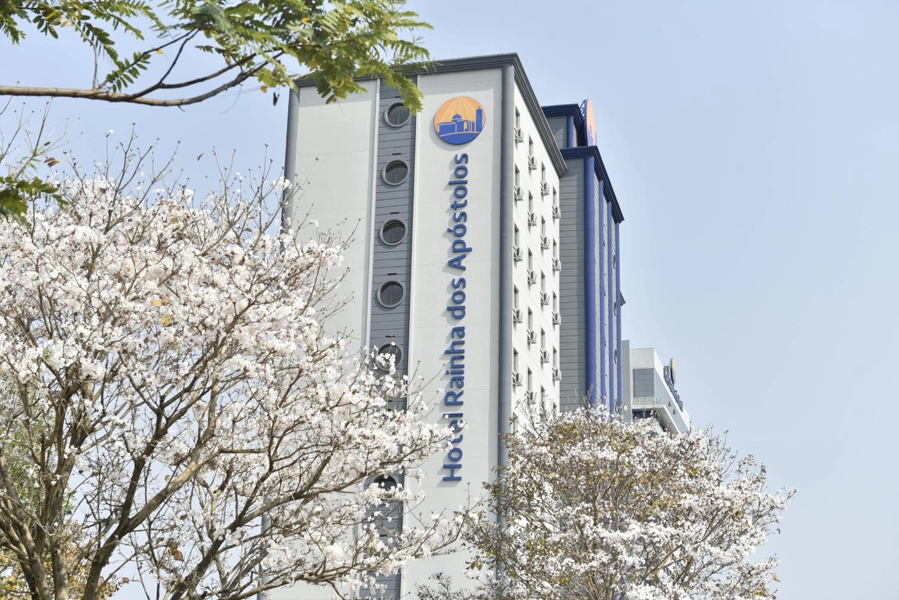 Property building in Hotel Rainha dos Apóstolos