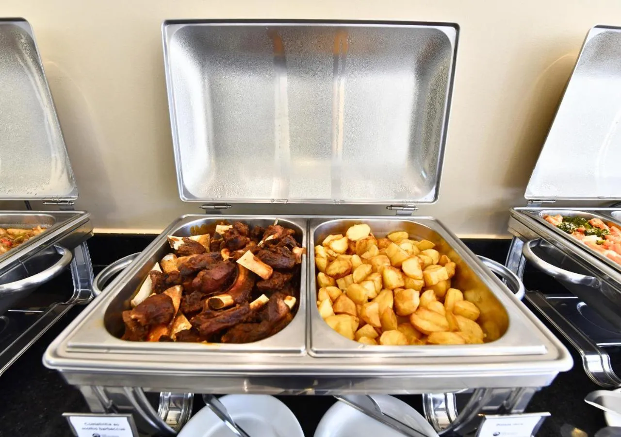 Food and drinks in Hotel Rainha dos Apóstolos