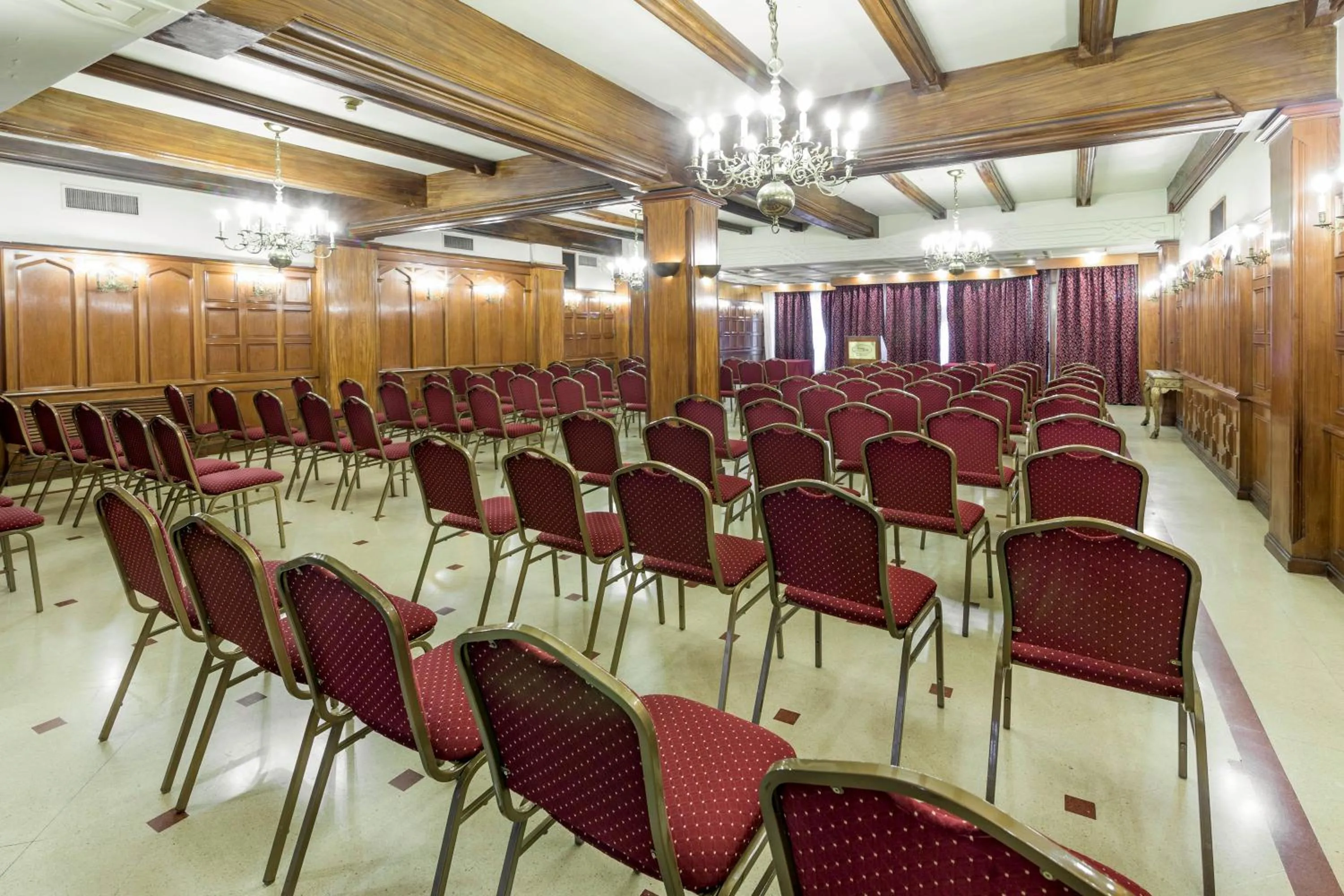 Meeting/conference room in Claridge Hotel