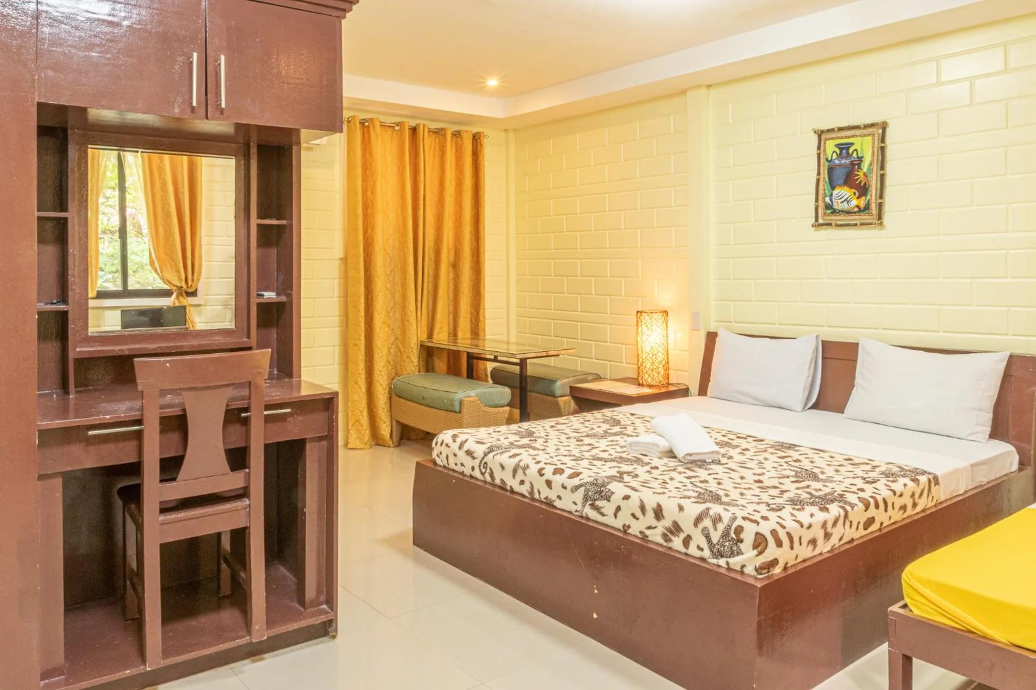 Bed in Almira Diving Resort- Panglao