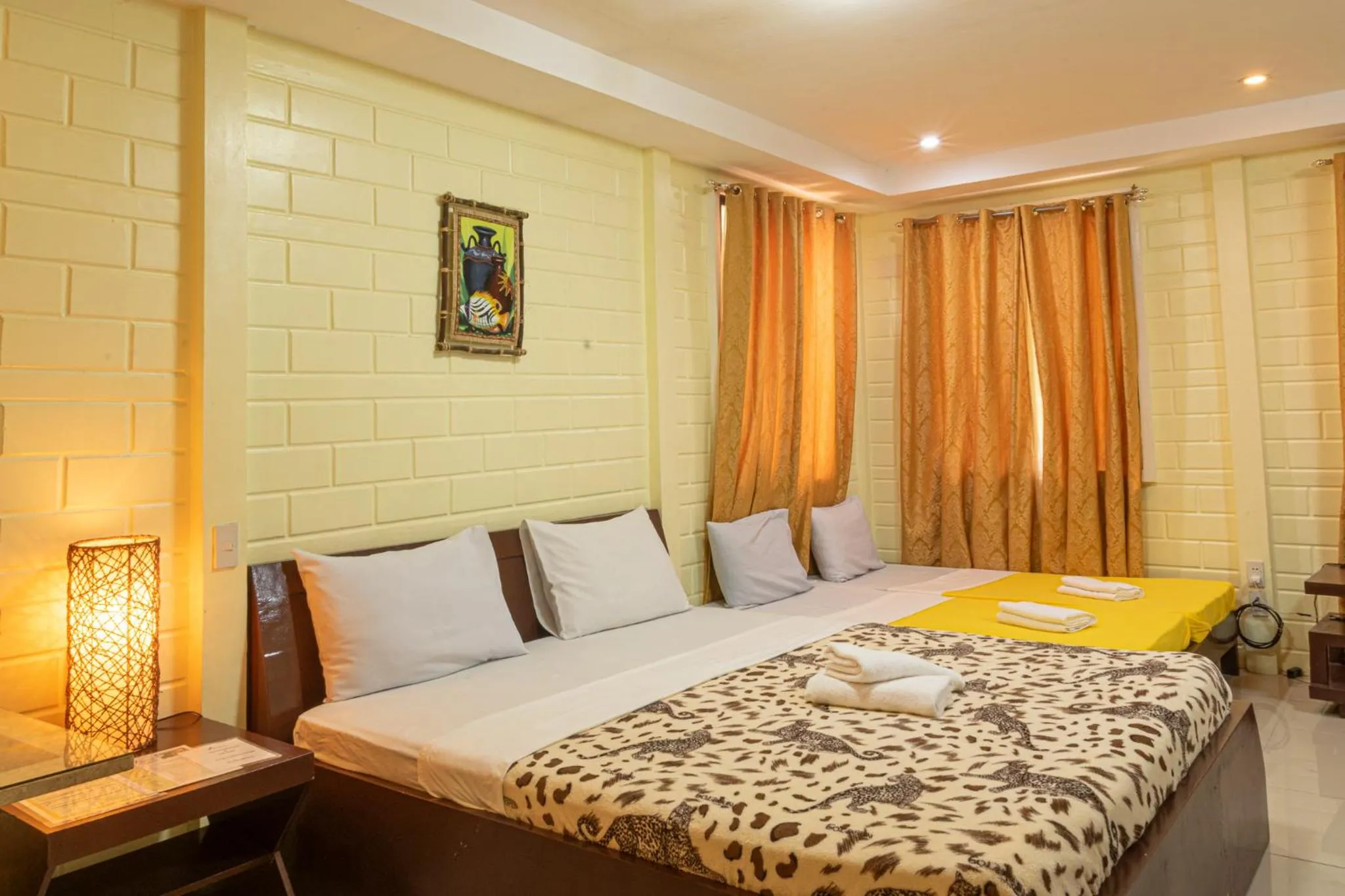 Bed in Almira Diving Resort- Panglao