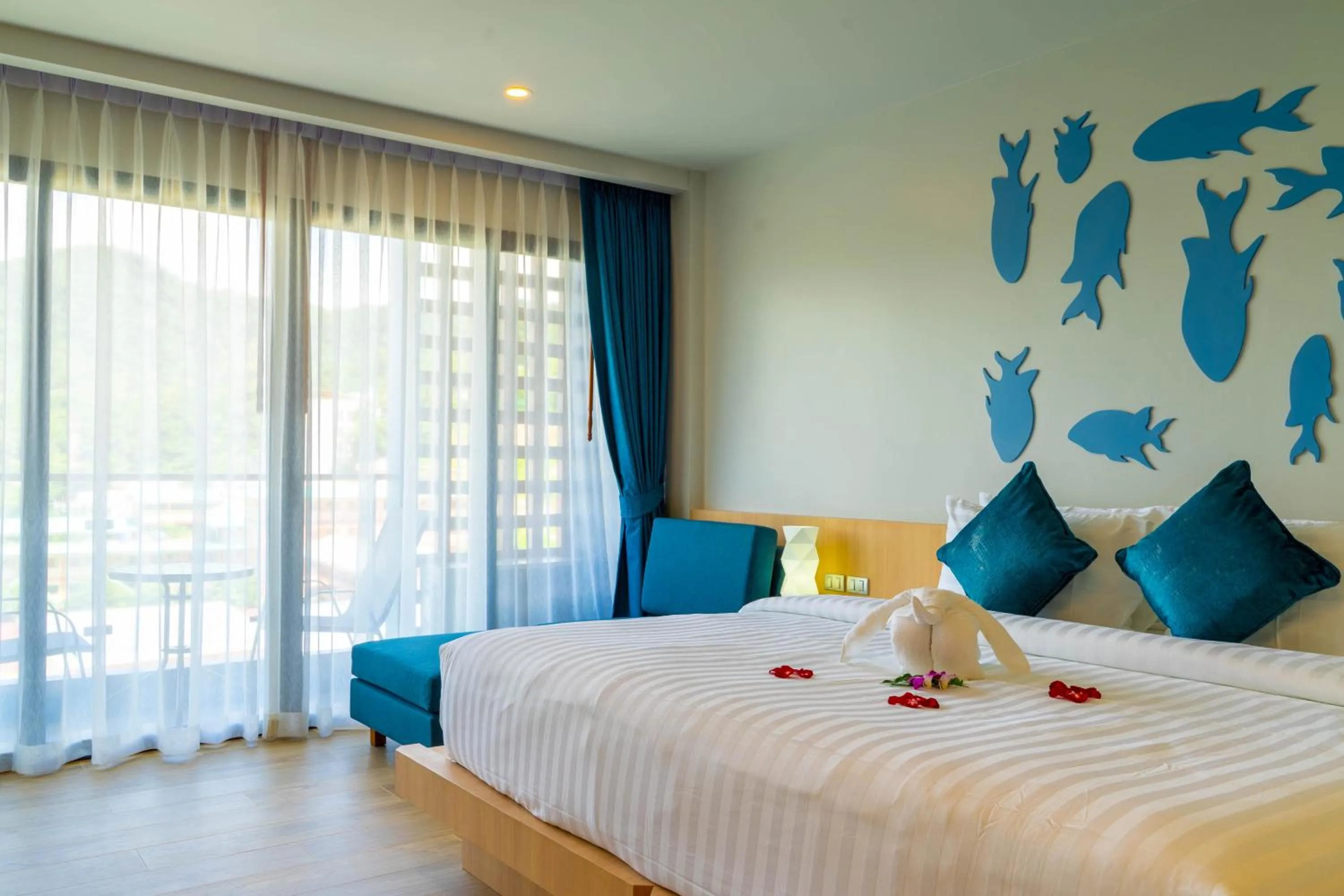 Bed in Golden Paradise Hotel - SHA PLUS