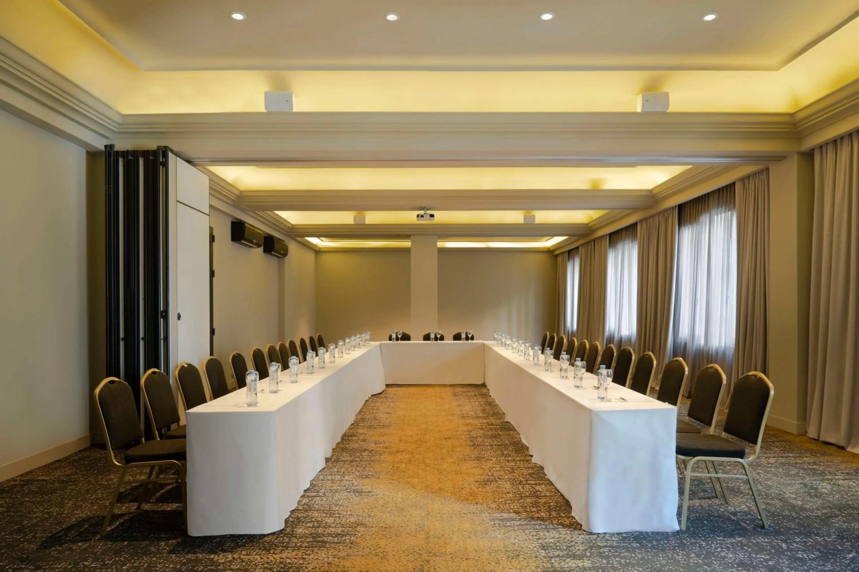 Meeting/conference room in NH Collection Buenos Aires Crillón