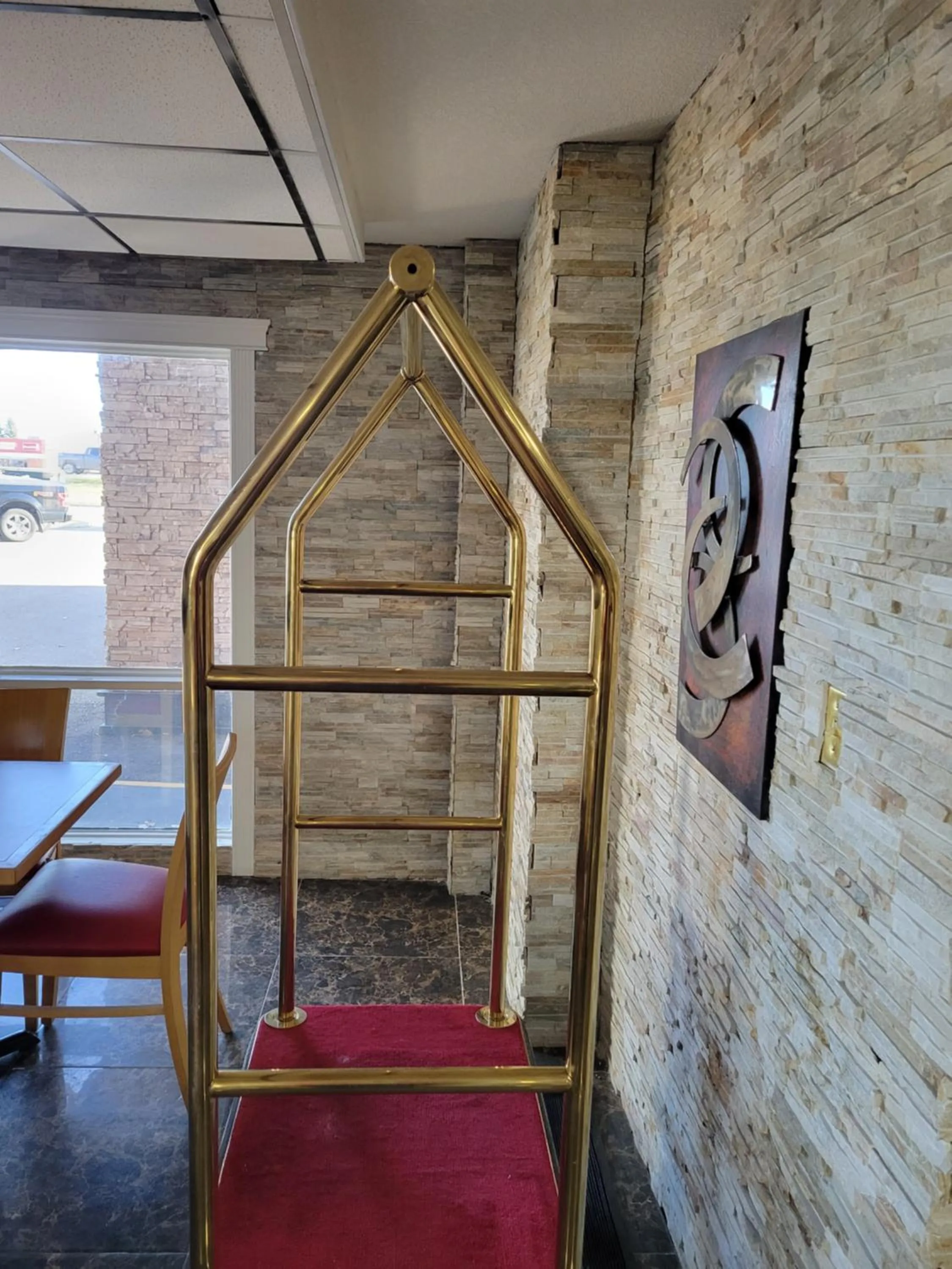 Lobby or reception in Super 8 North Red Deer