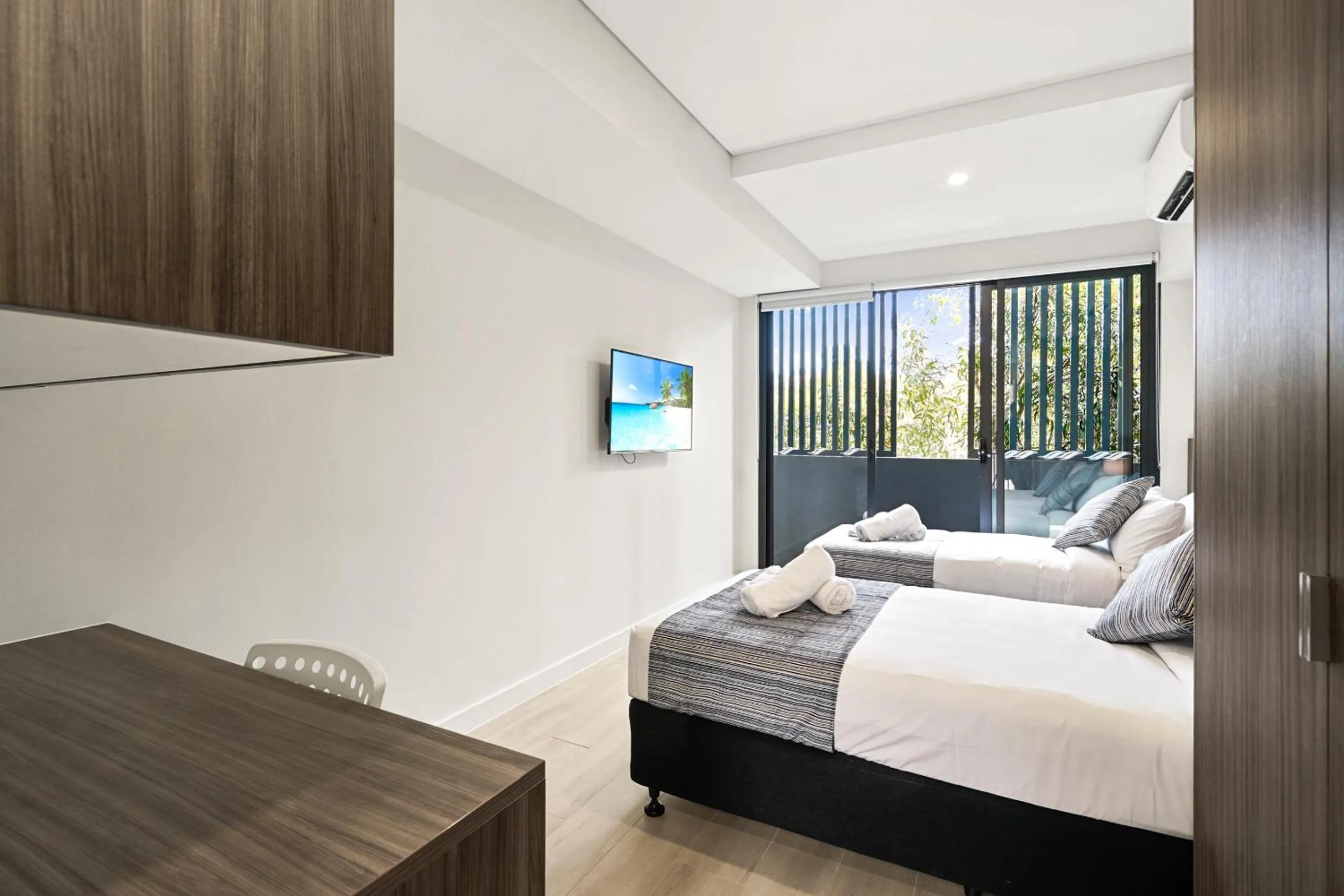 Photo of the whole room, Bed in Coogee Studio Apartments