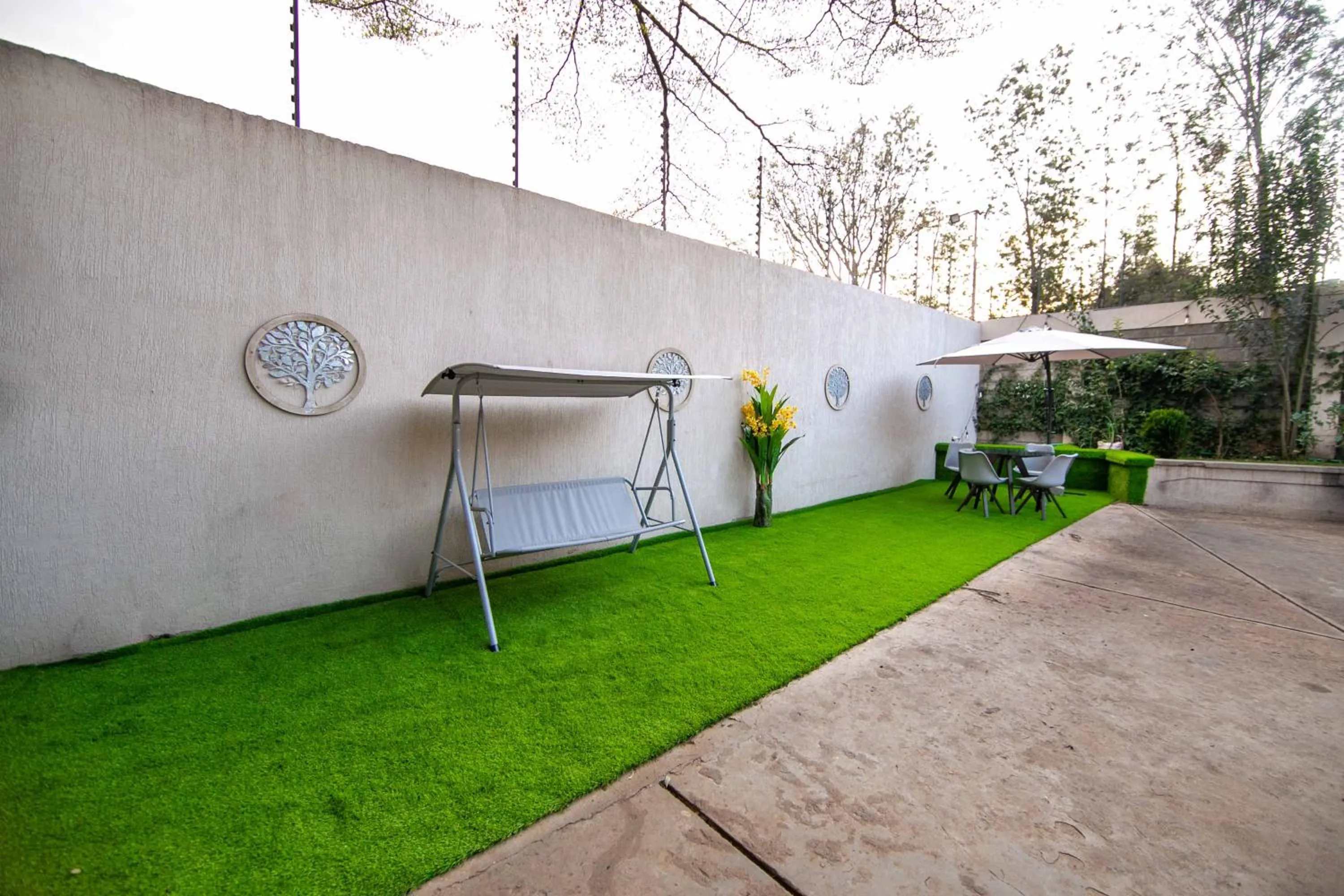 Garden view in 41 Haven