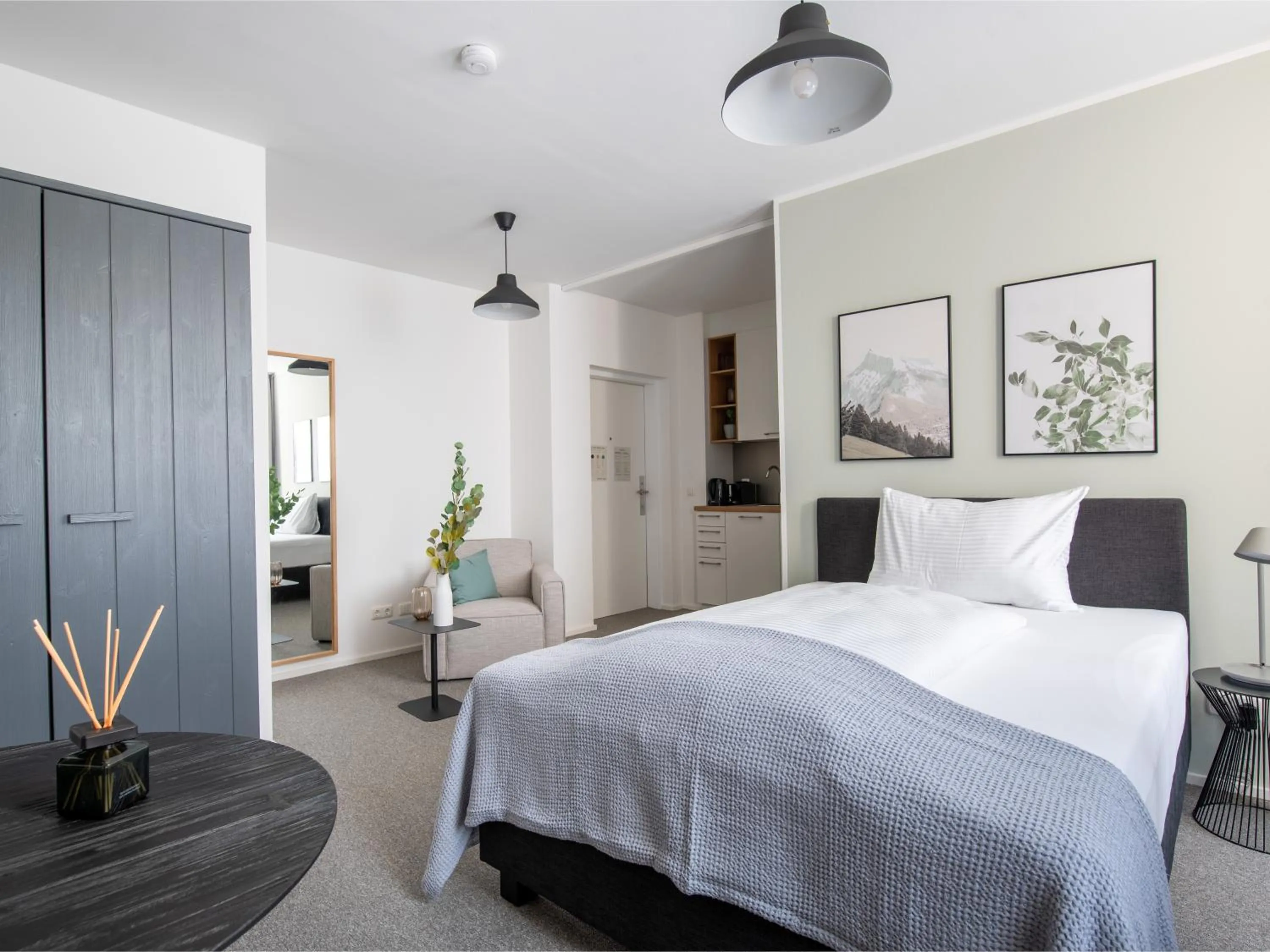 Bed in Limehome Linz Friedrichstraße