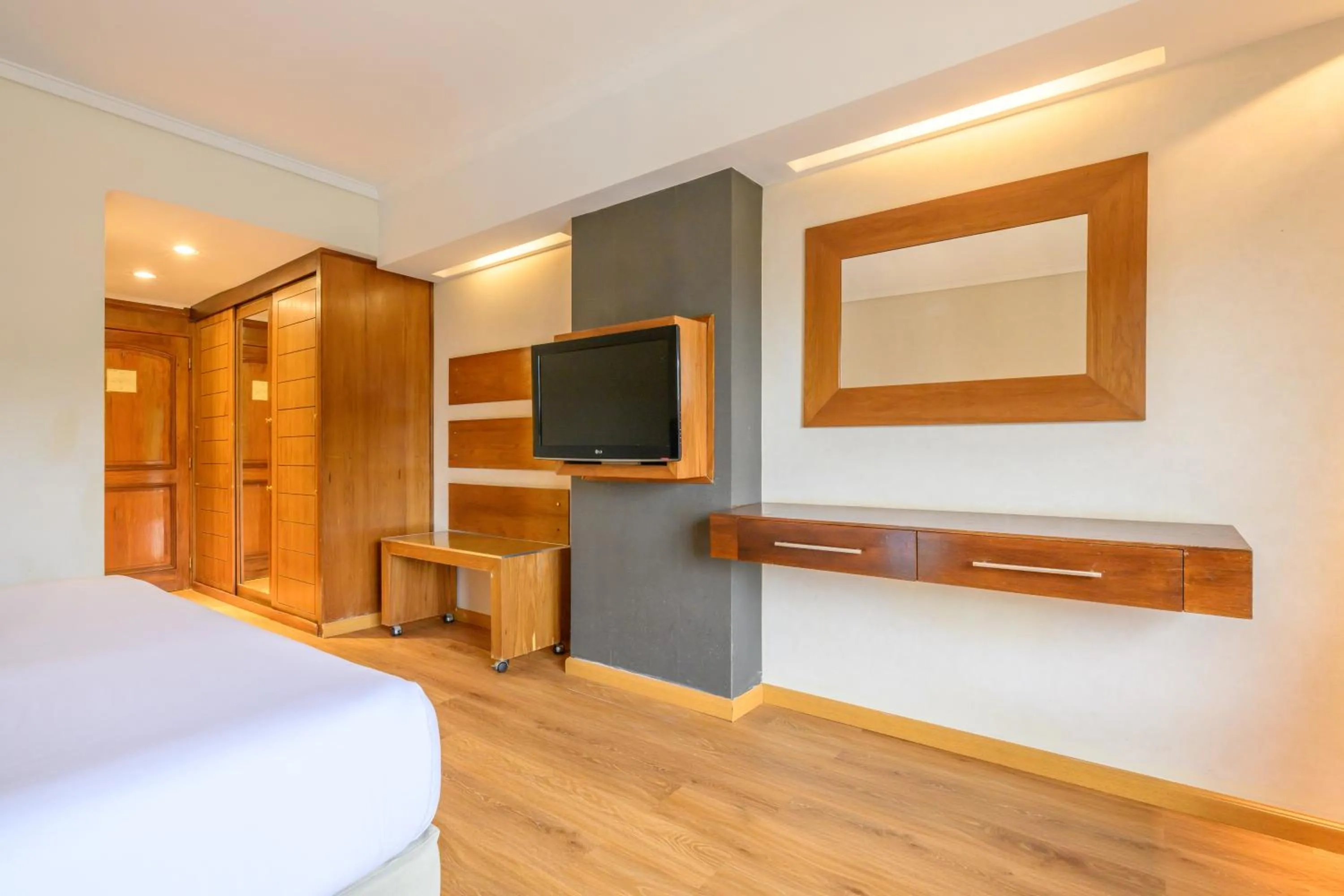 Photo of the whole room, Bed in Exe Hotel Cataratas