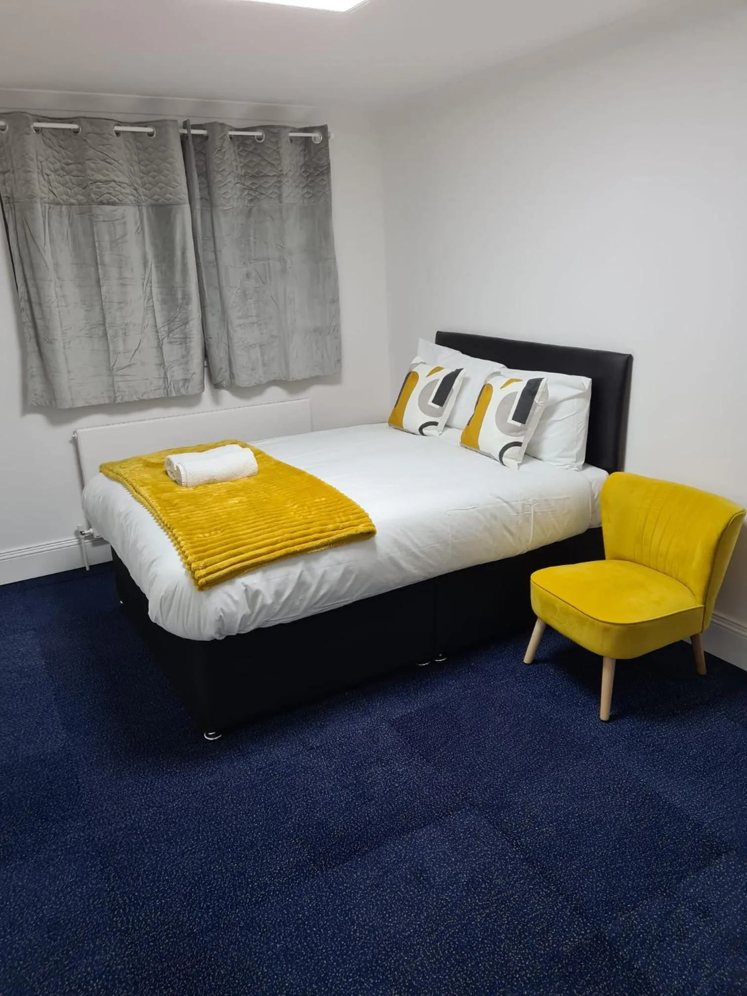 Bed in WNS Apartments Canary Wharf