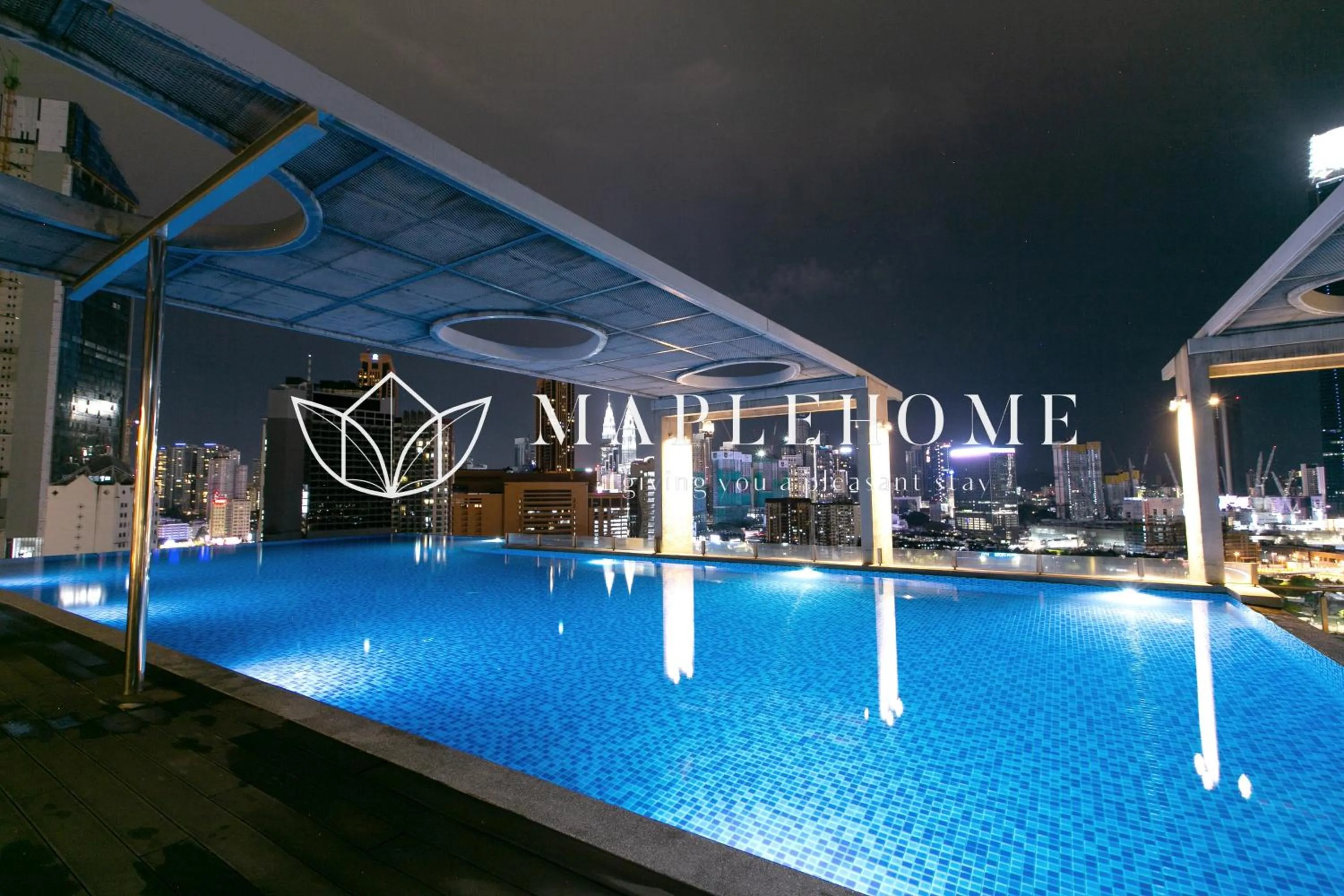 Swimming pool in D'Majestic Premier Suites Kuala Lumpur