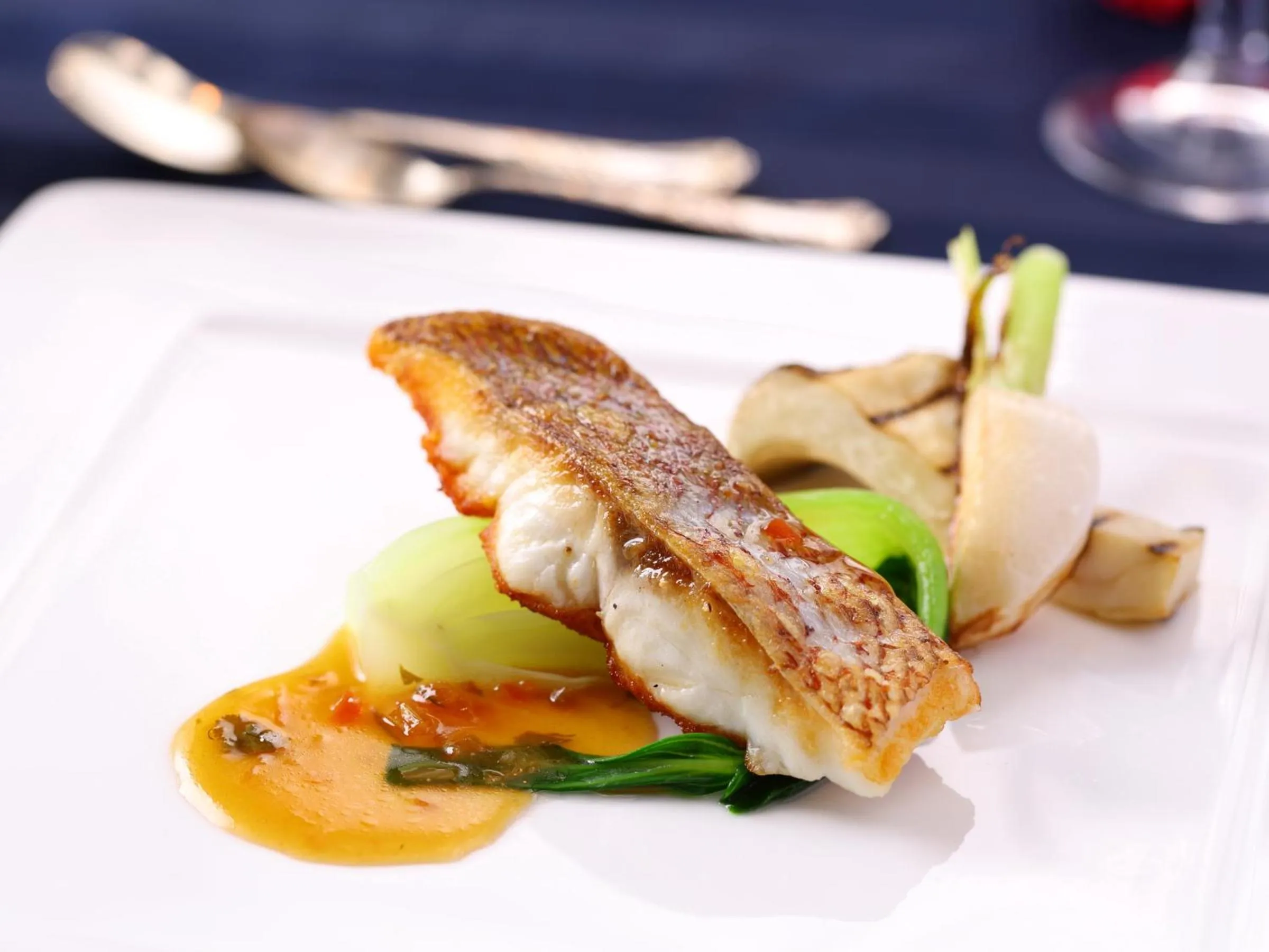 Dinner in Petit Hotel & Restaurant Old Age