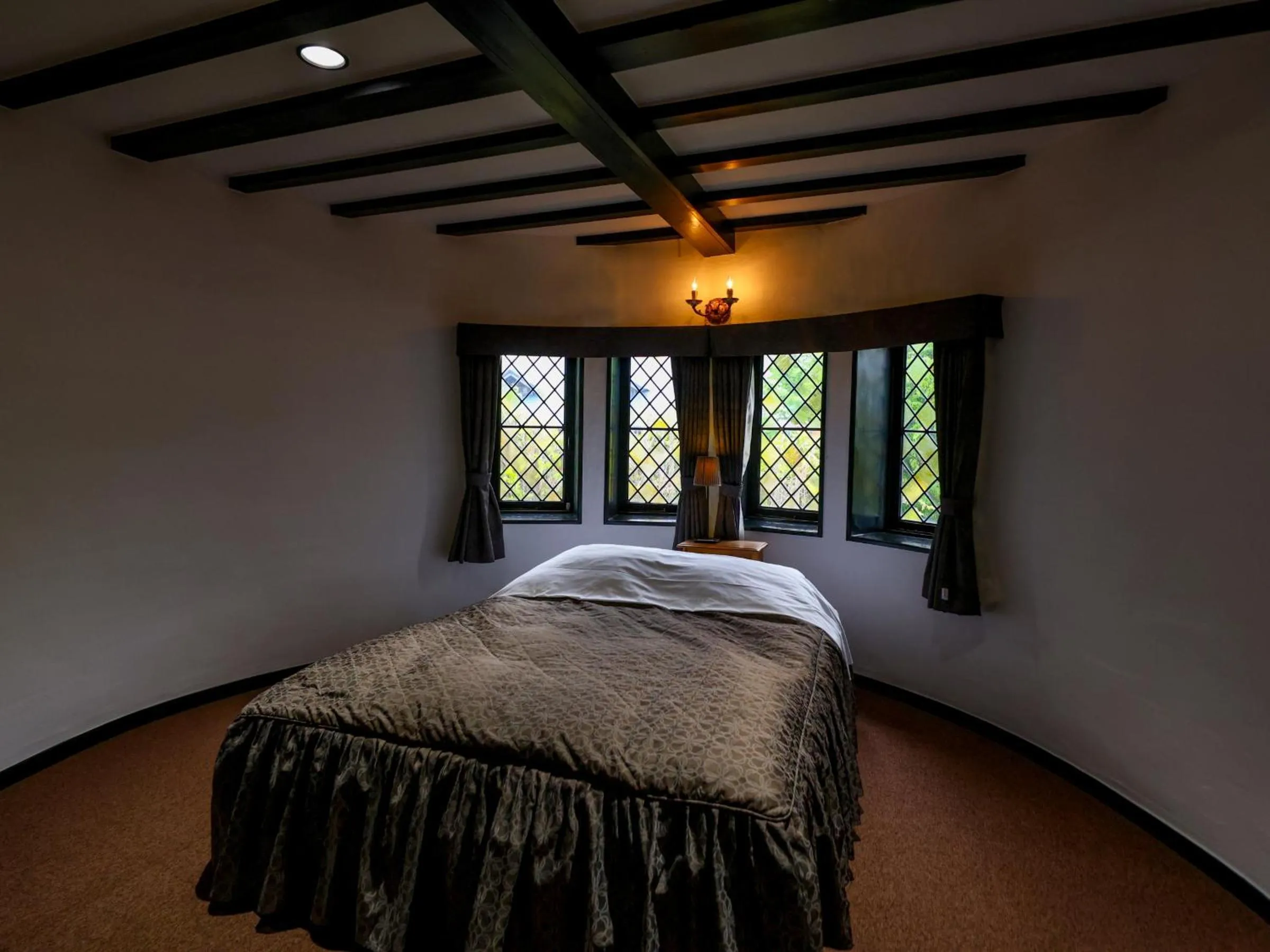 Bed in Petit Hotel & Restaurant Old Age