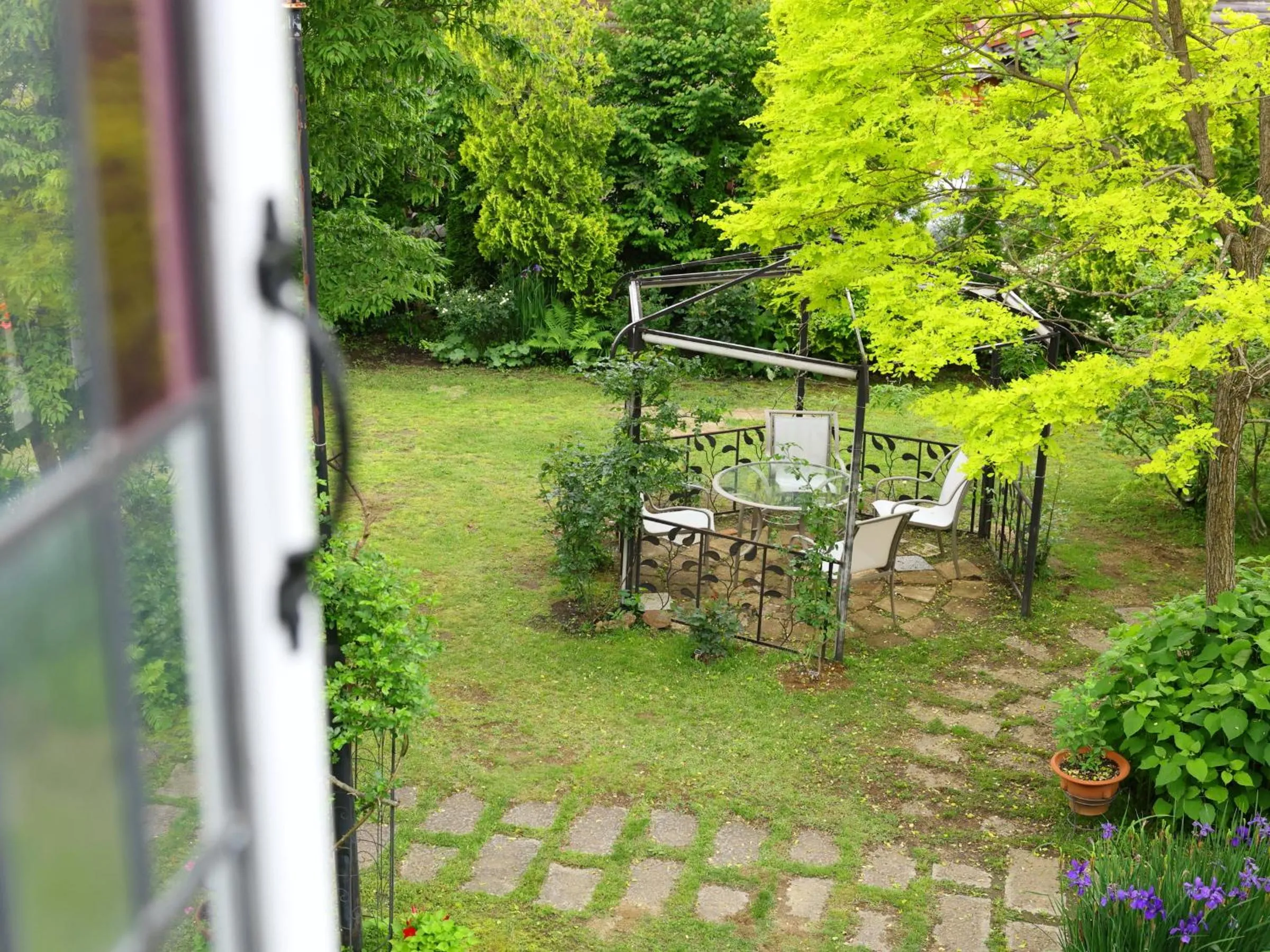 Balcony/Terrace in Petit Hotel & Restaurant Old Age