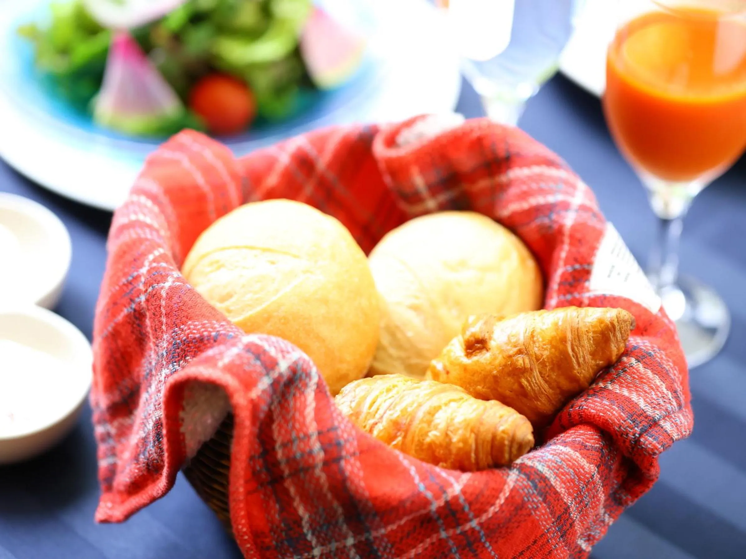 Breakfast in Petit Hotel & Restaurant Old Age