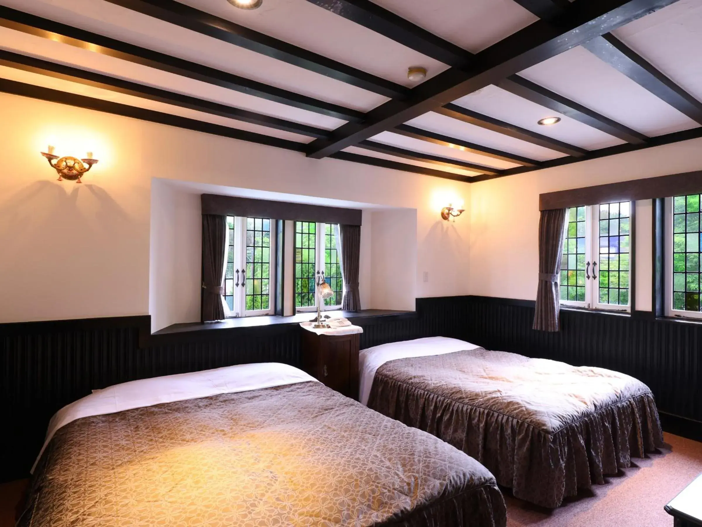 Suite with Balcony - single occupancy in Petit Hotel & Restaurant Old Age Suite with Balcony - single occupancy in Petit Hotel & Restaurant Old Age