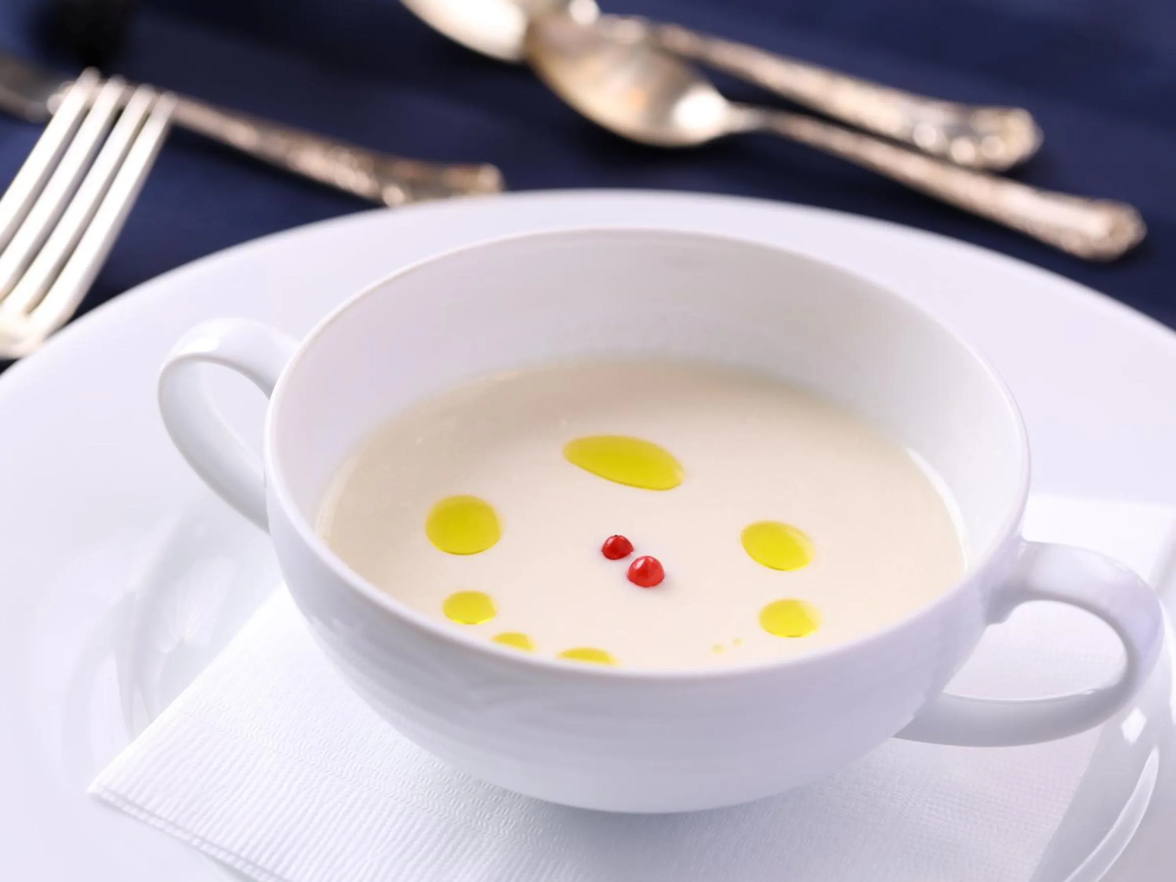 Dinner in Petit Hotel & Restaurant Old Age