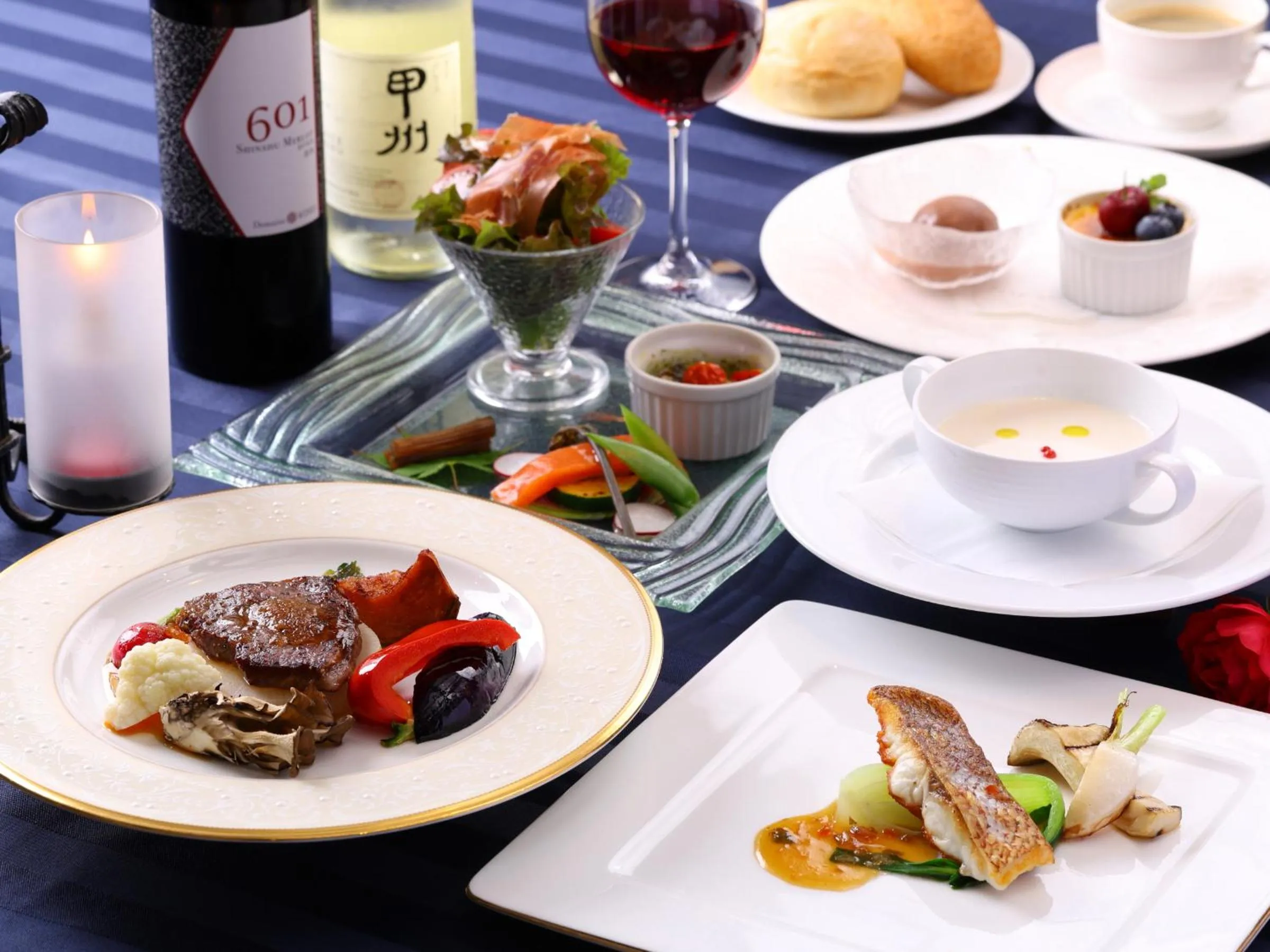 Dinner in Petit Hotel & Restaurant Old Age