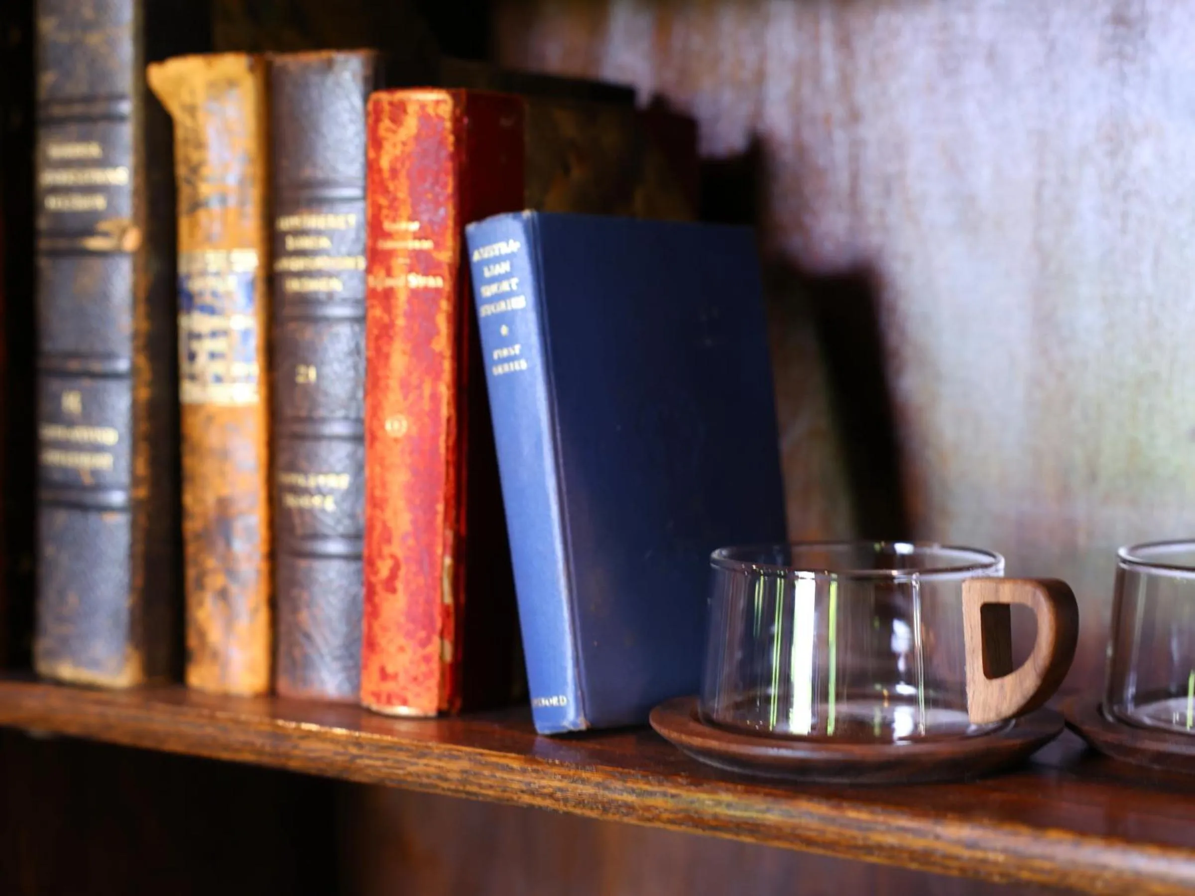 Area and facilities in Petit Hotel & Restaurant Old Age