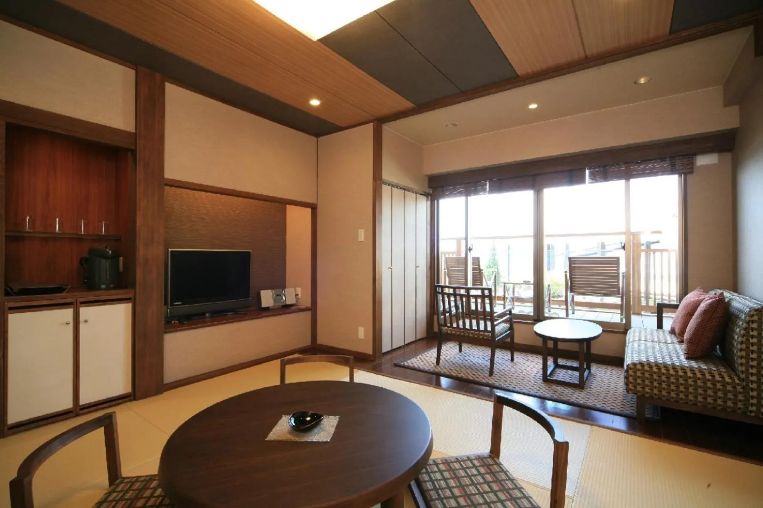 Living room in Tokachigawa Onsen Daiichi Hotel