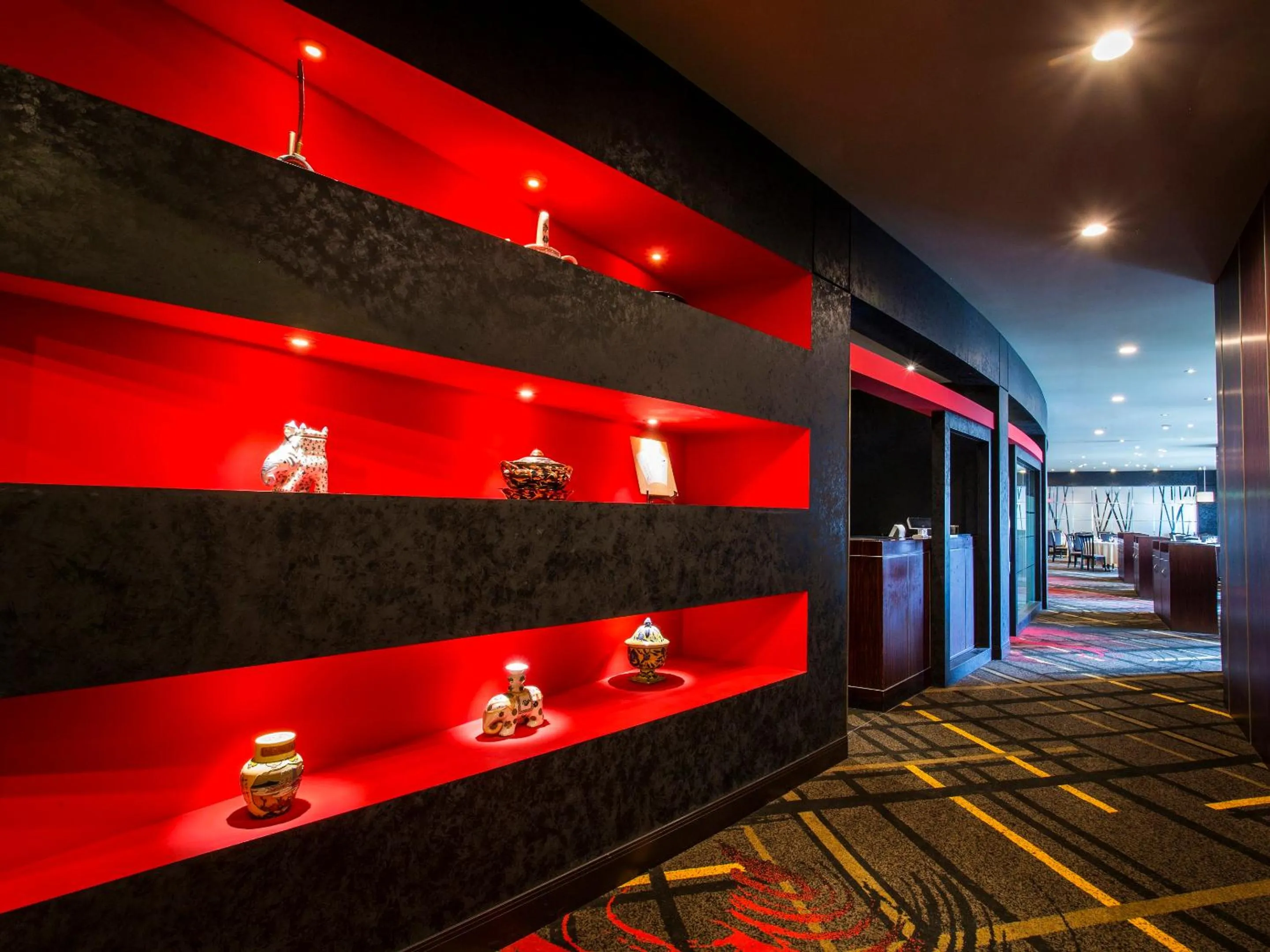 Restaurant/places to eat in Hotel Hanshin Osaka