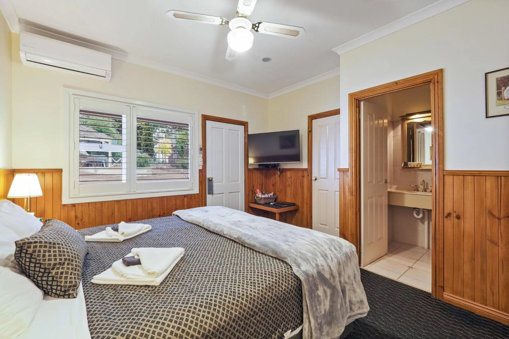 Bed in Forest Lodge Resort