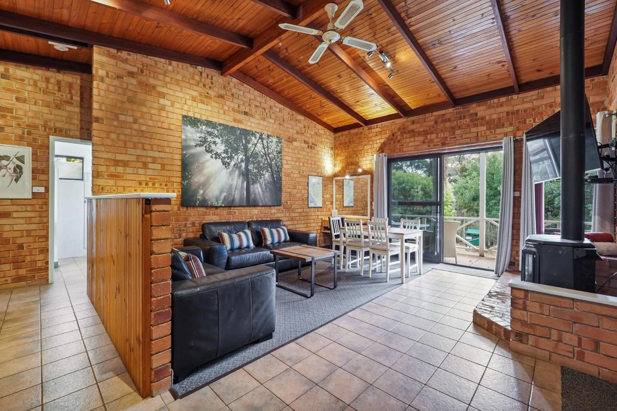 Living room in Forest Lodge Resort