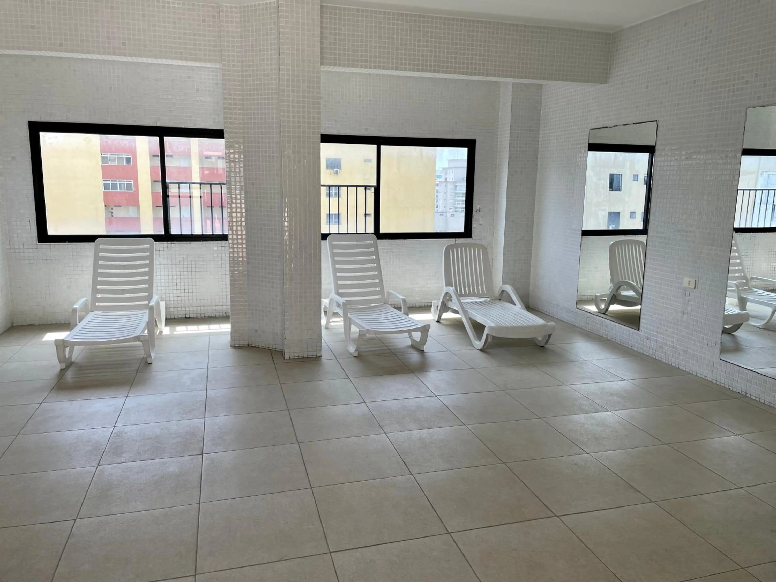 Flat Capitania Varam