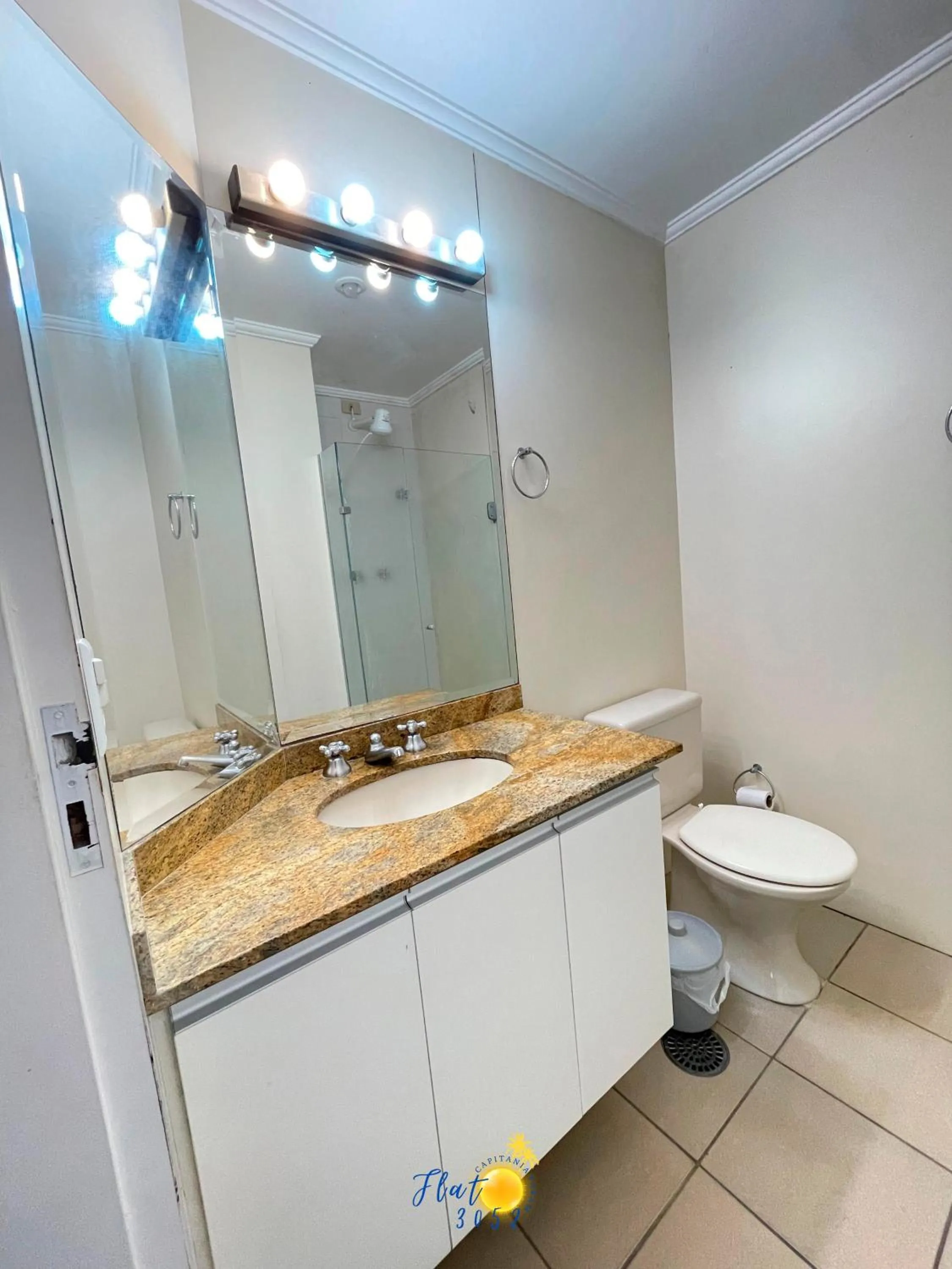 Flat Capitania Varam