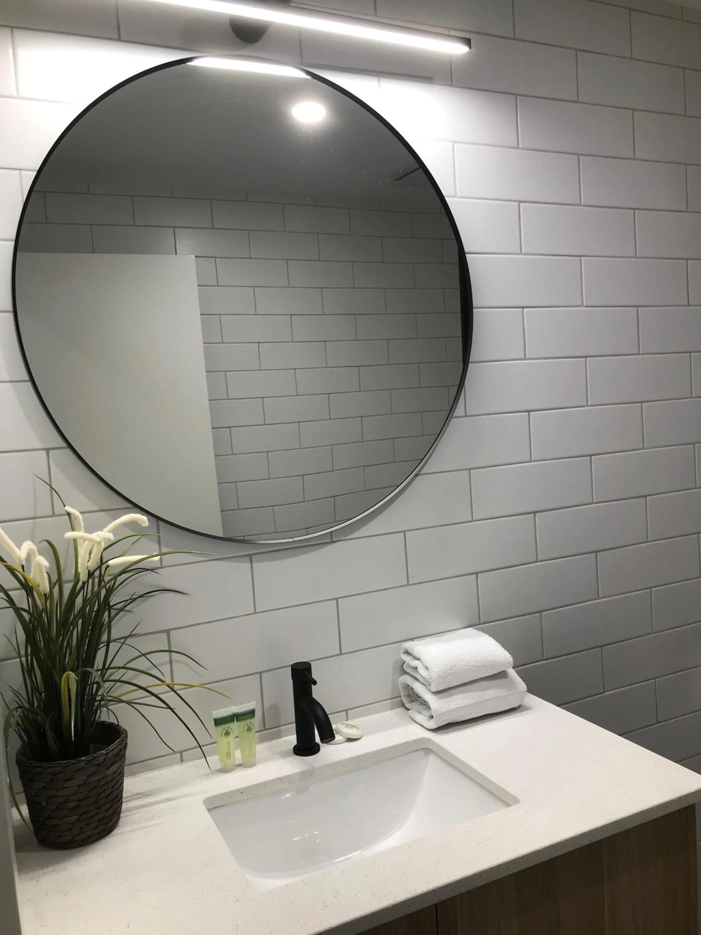 Bathroom in The Osmond Motel & Apartments