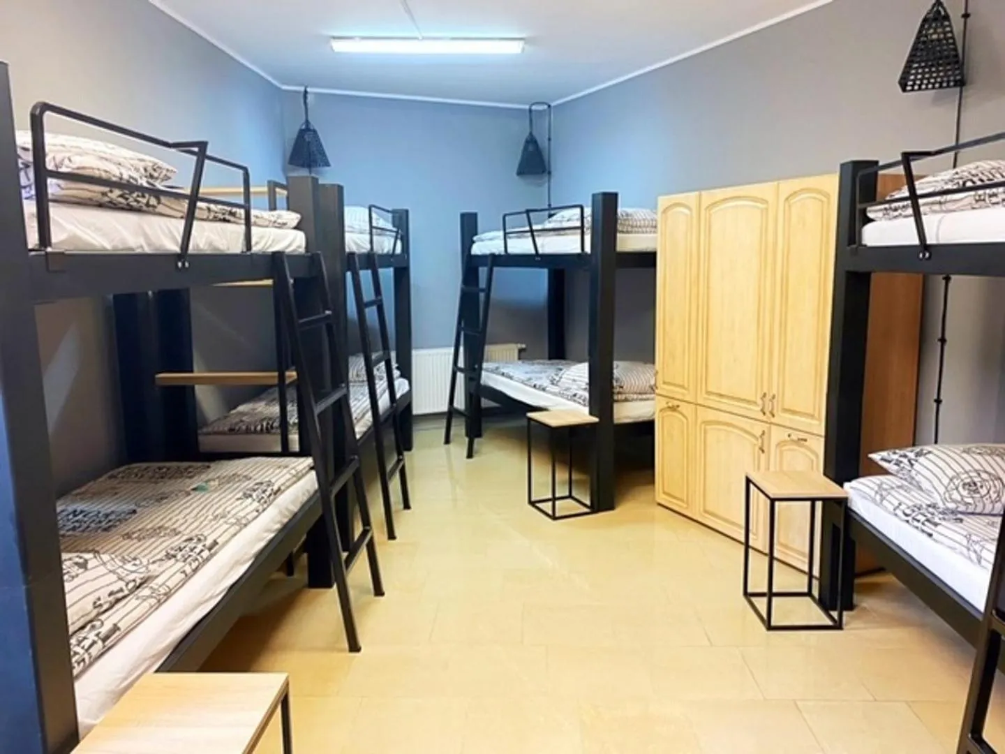 8-Bed Mixed Dormitory Room in Pokoje Duchówka
