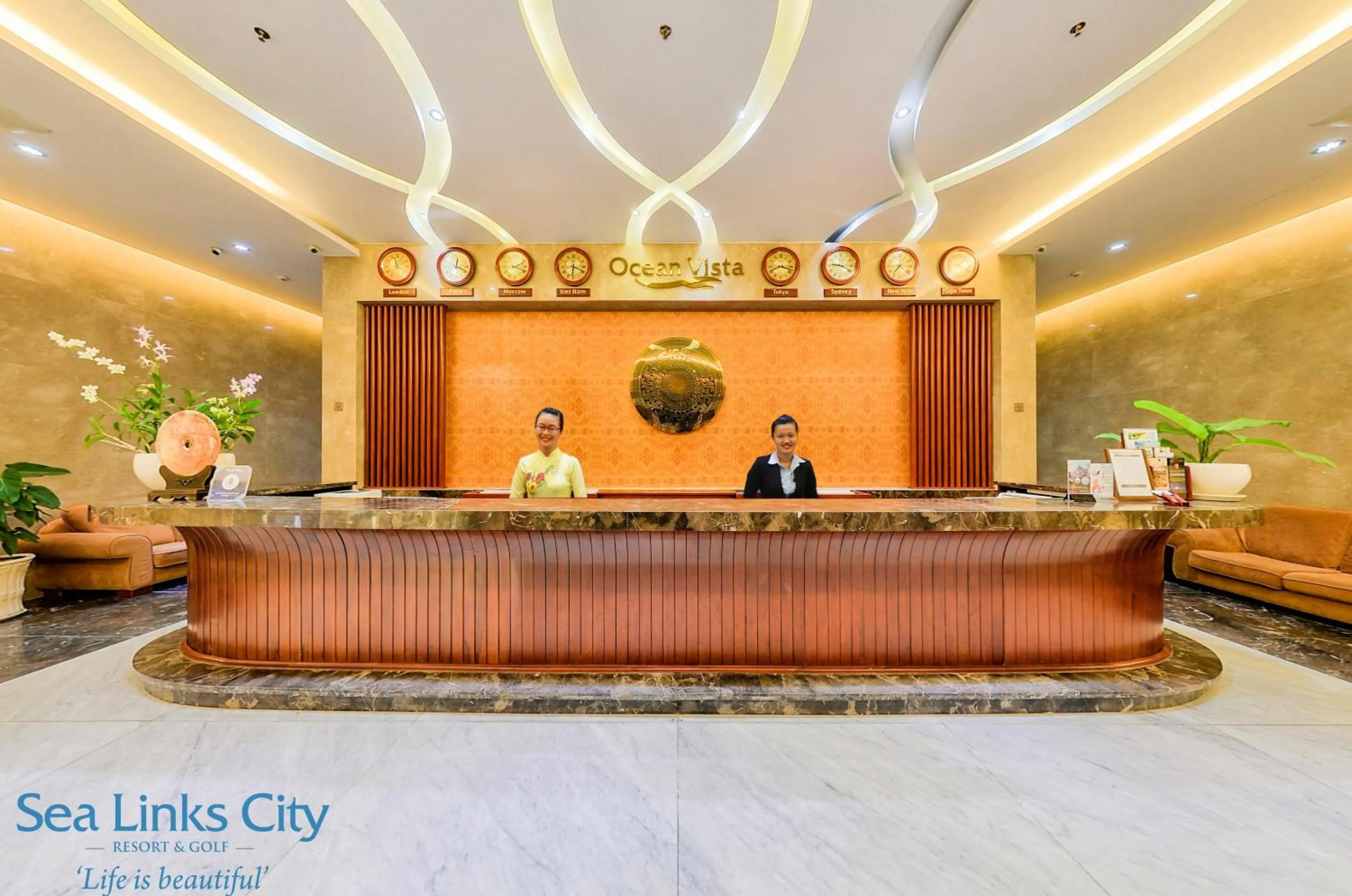 Lobby or reception in Ocean Vista