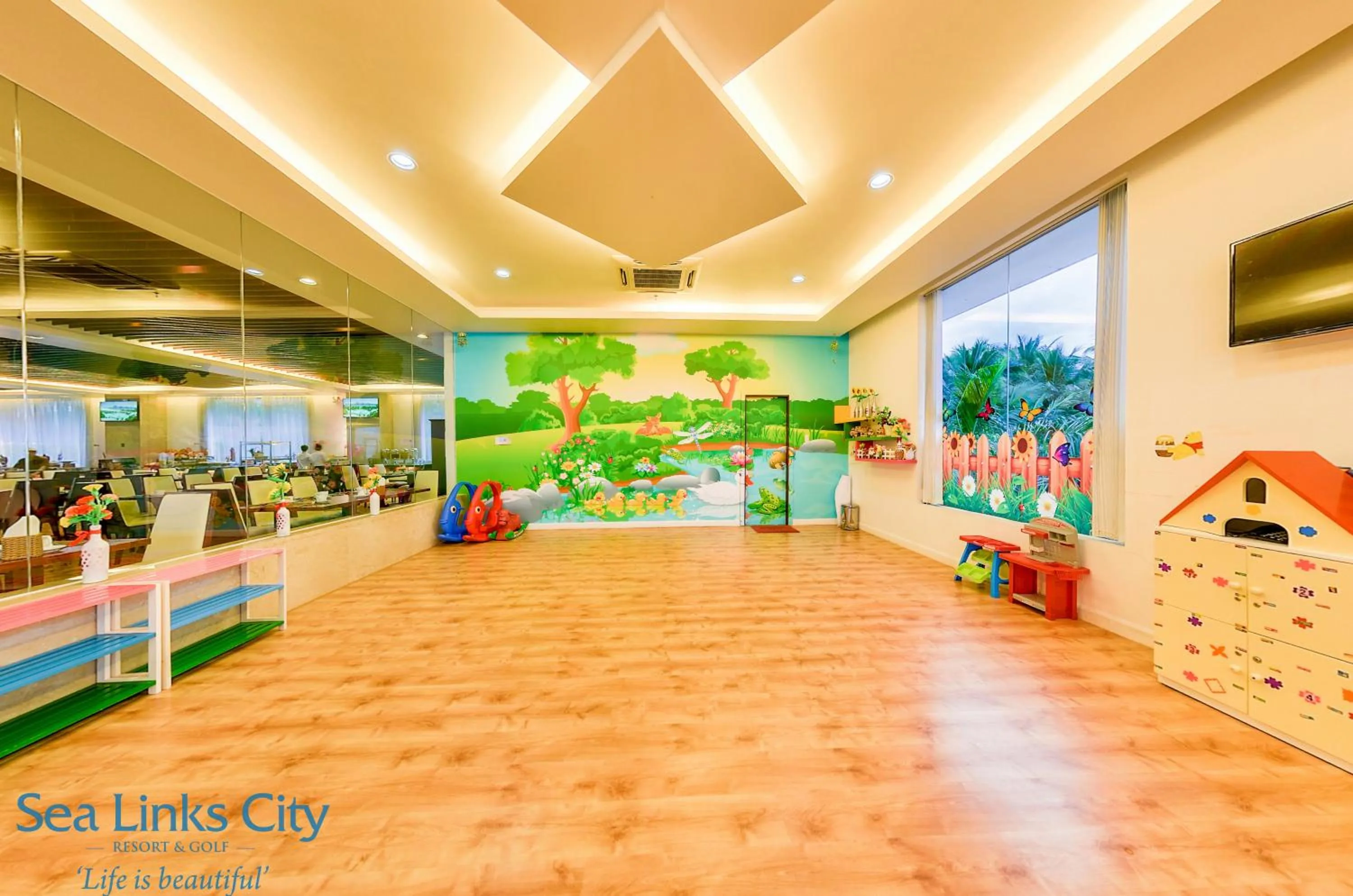 Kids's club in Ocean Vista