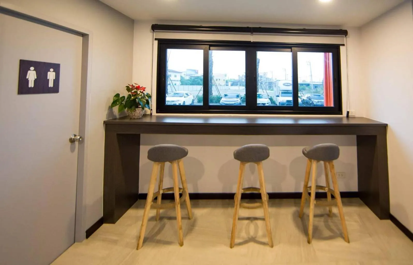 Dining area in Kuda Asia Hotel Bang Saen