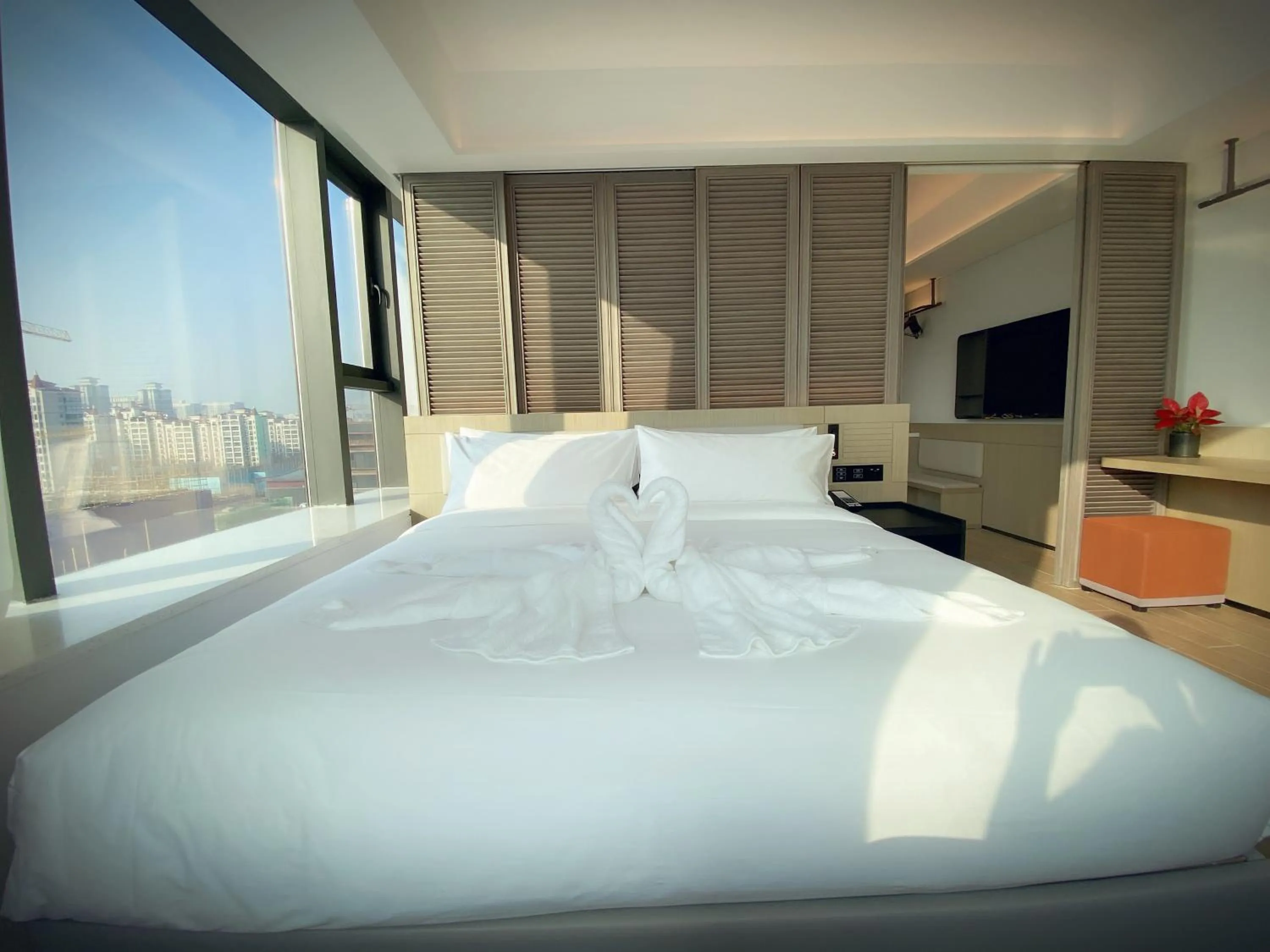 Bed in lyf Dayanta Xi'an by the Ascott Limited free gym & free park & free laundry room