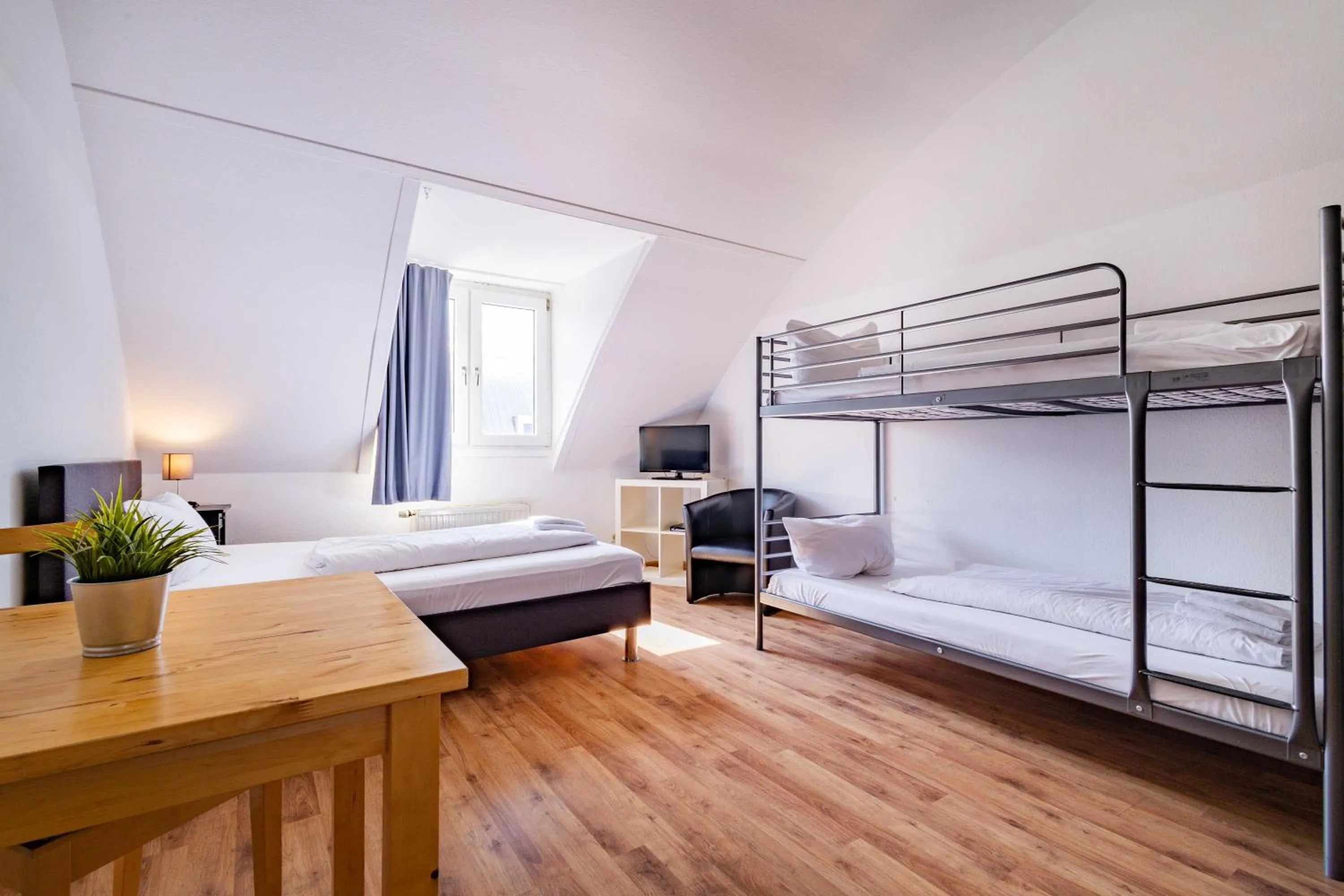 Bed in StayInn Hostel und Gästehaus