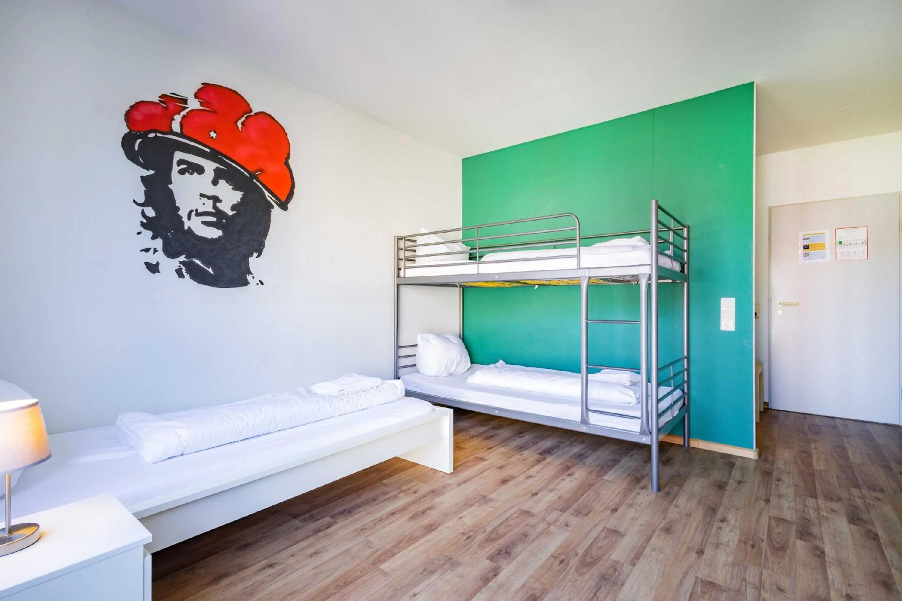 Bed in StayInn Hostel und Gästehaus