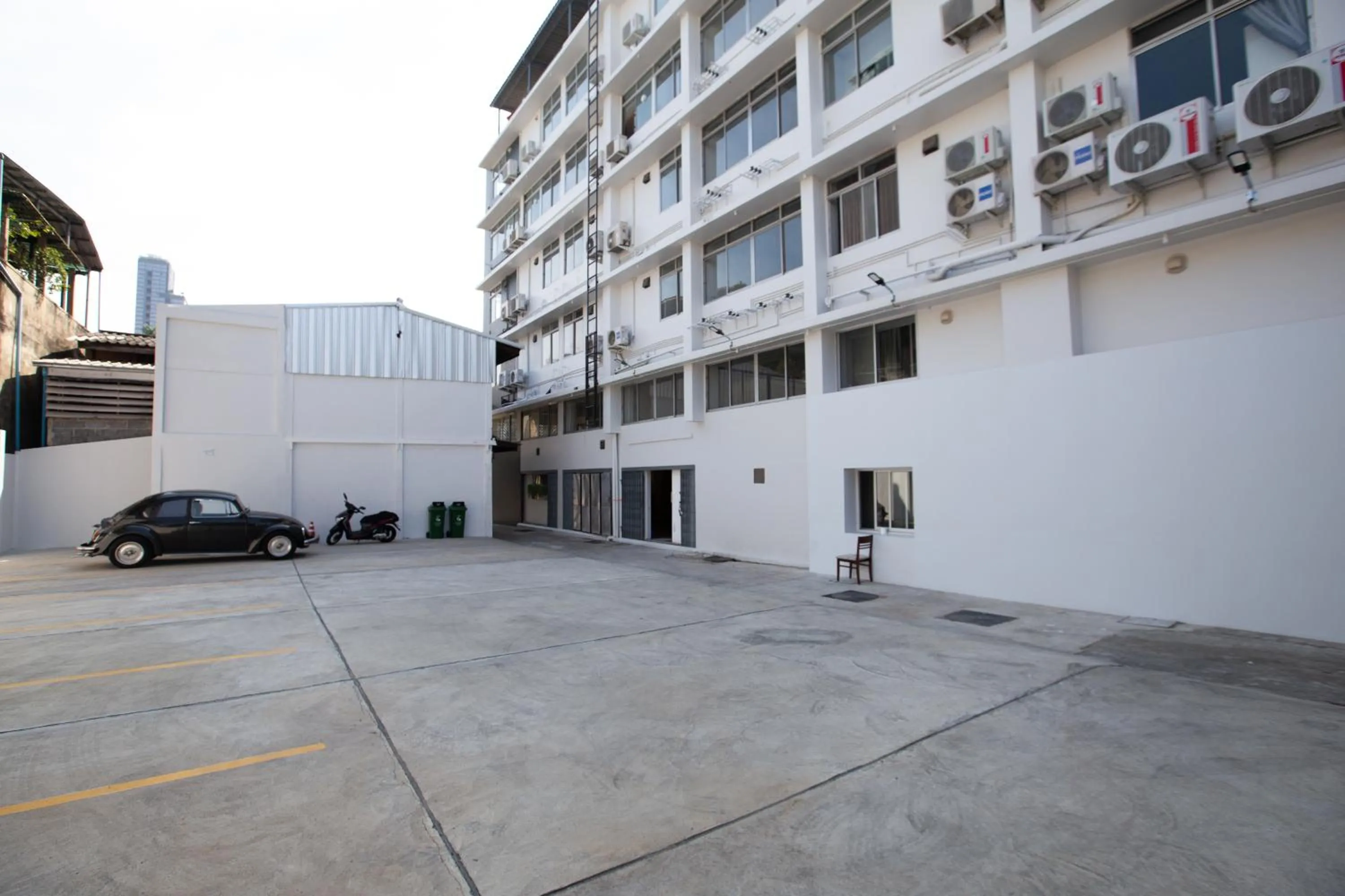 Parking in 185@Surawong Residence