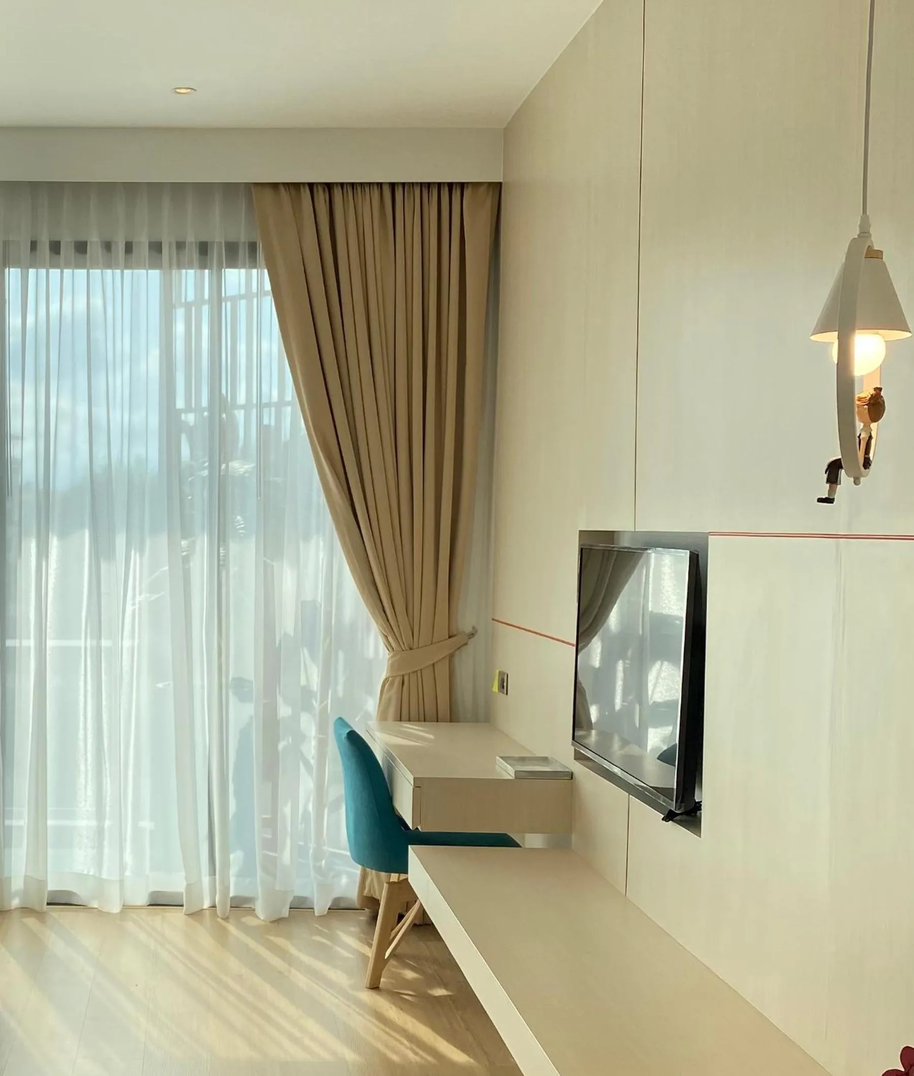 TV and multimedia in The Poem Hotel