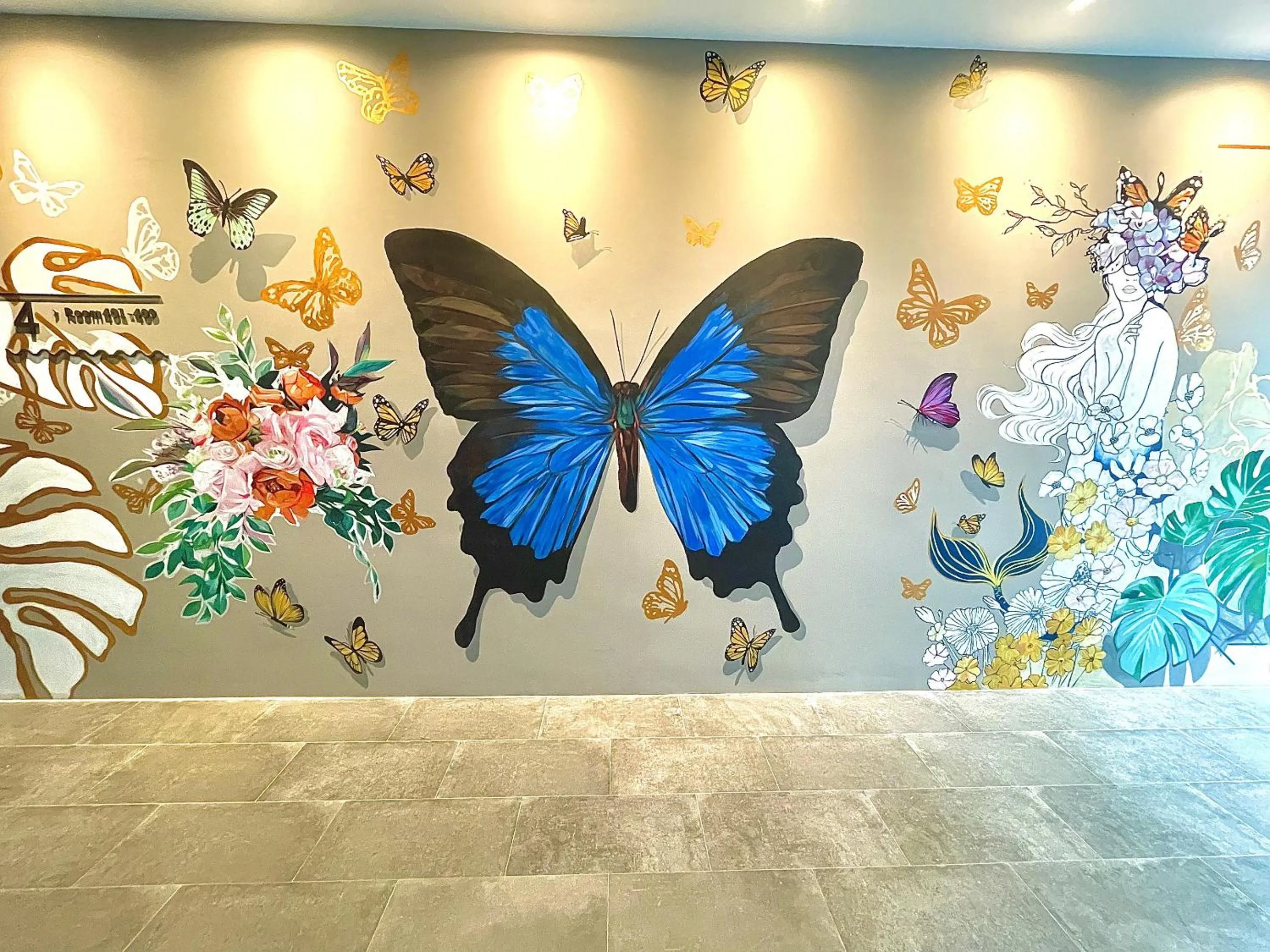 locker in The Poem Hotel