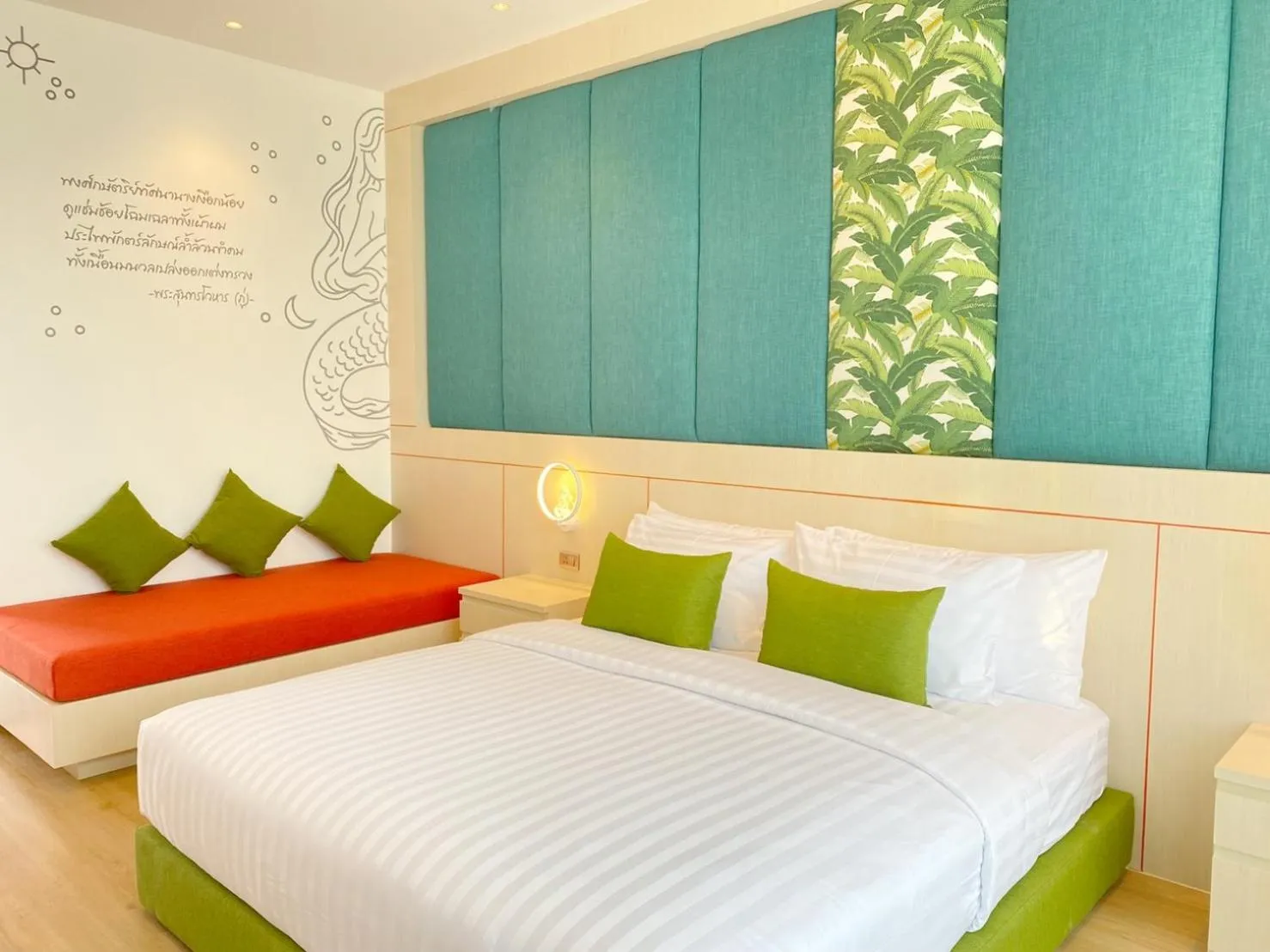 Bed in The Poem Hotel