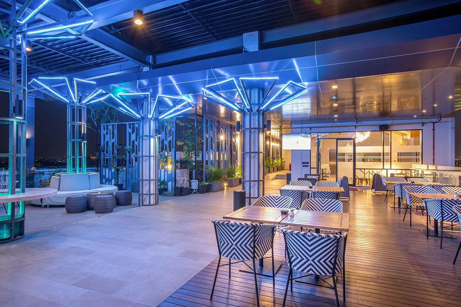 Lounge or bar in THE 1O1 Jakarta Airport CBC