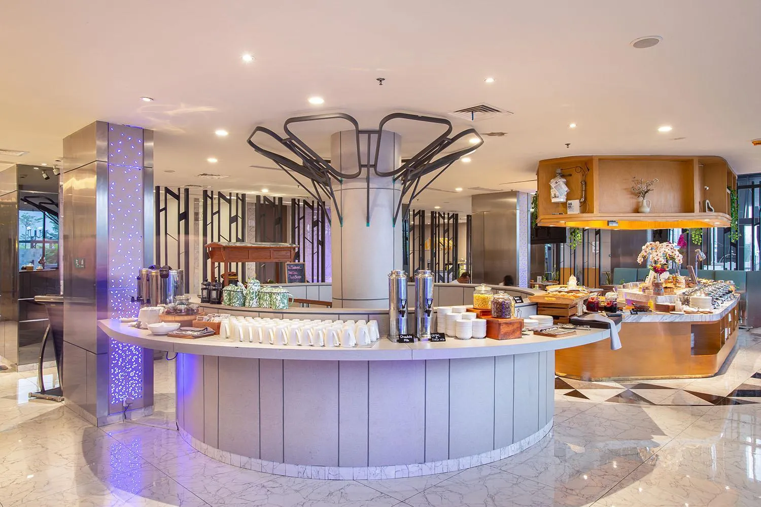 Restaurant/places to eat in THE 1O1 Jakarta Airport CBC