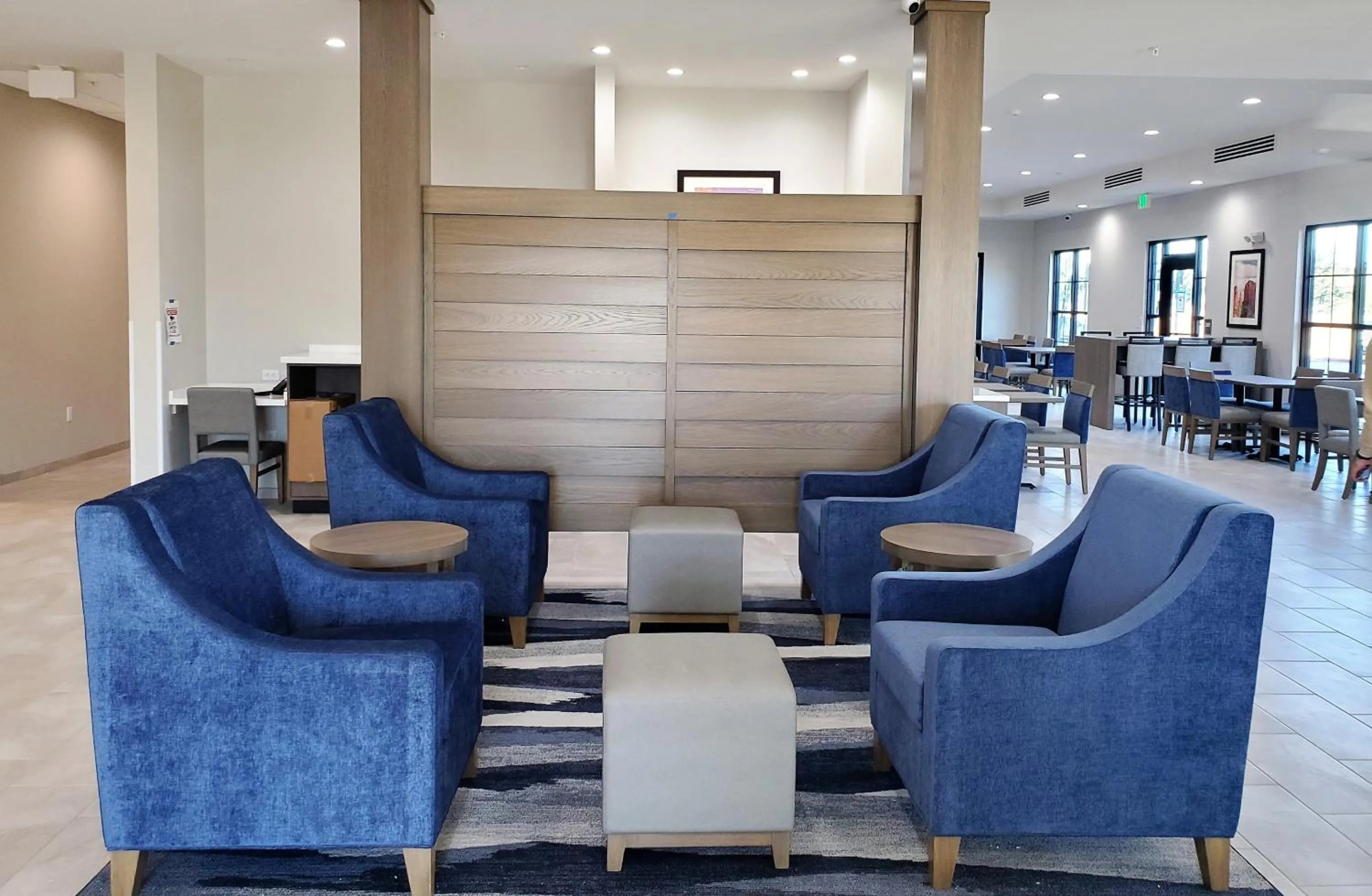 Lobby or reception in Comfort Suites Scottsdale Talking Stick Entertainment District