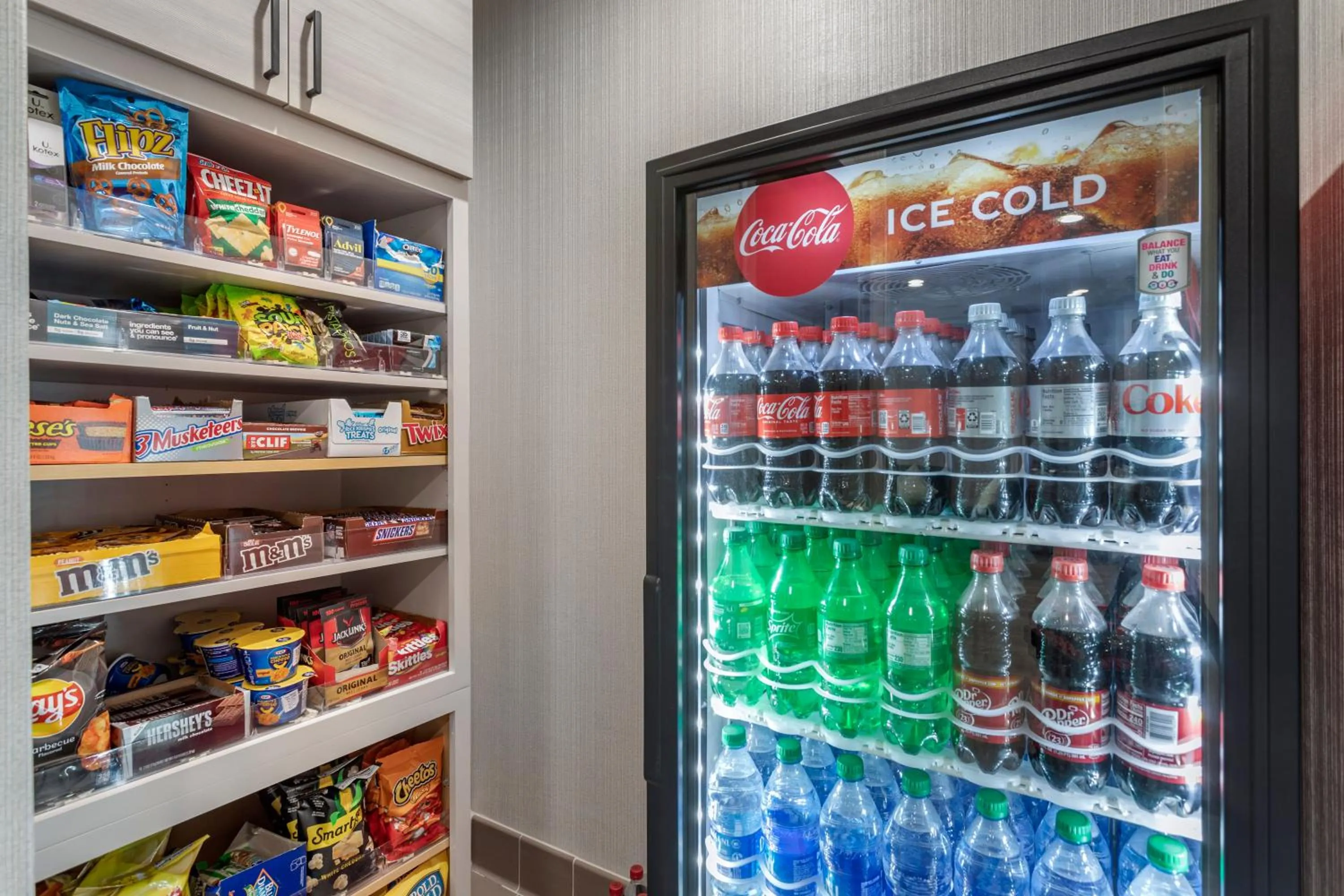 Food and drinks in Quality Inn Lebanon - Nashville Area