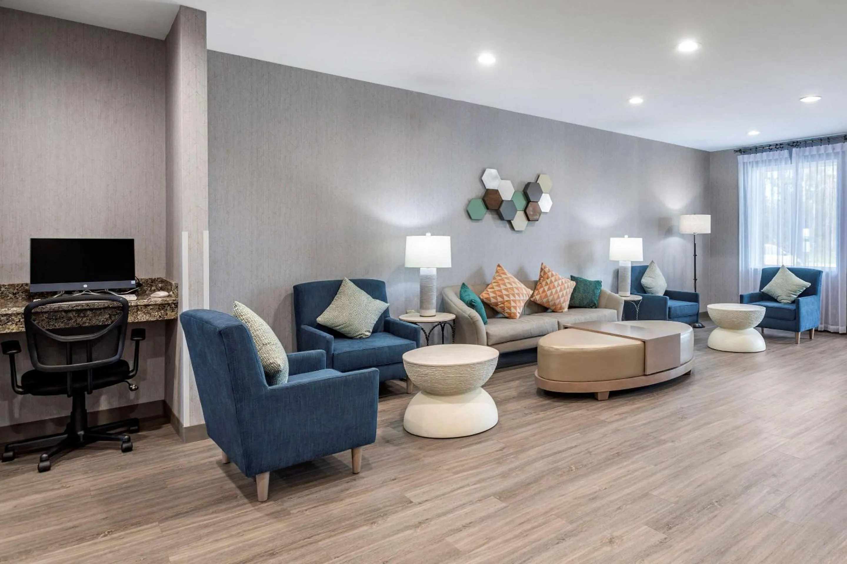 Lobby or reception in Quality Inn Lebanon - Nashville Area