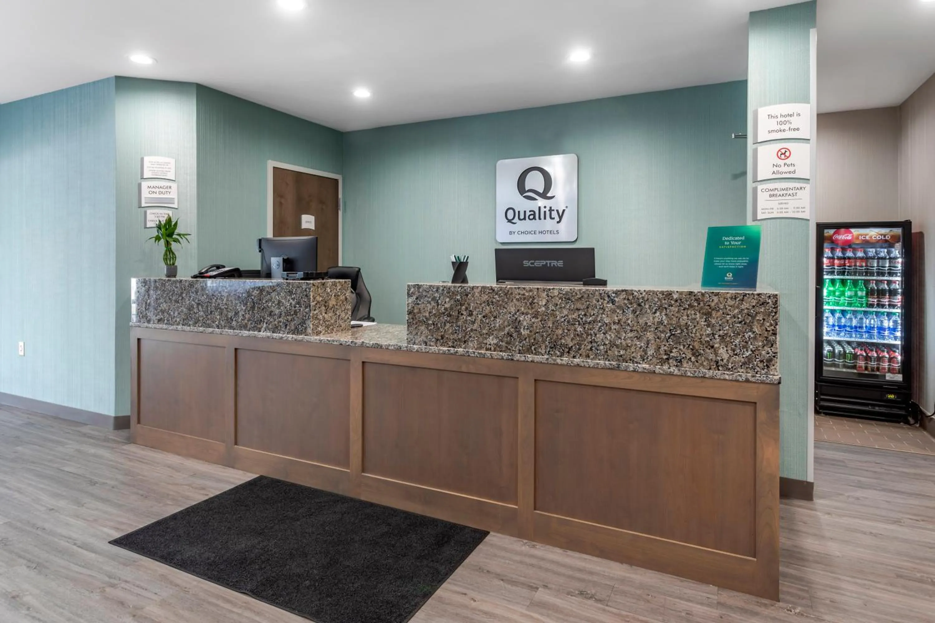 Lobby or reception in Quality Inn Lebanon - Nashville Area